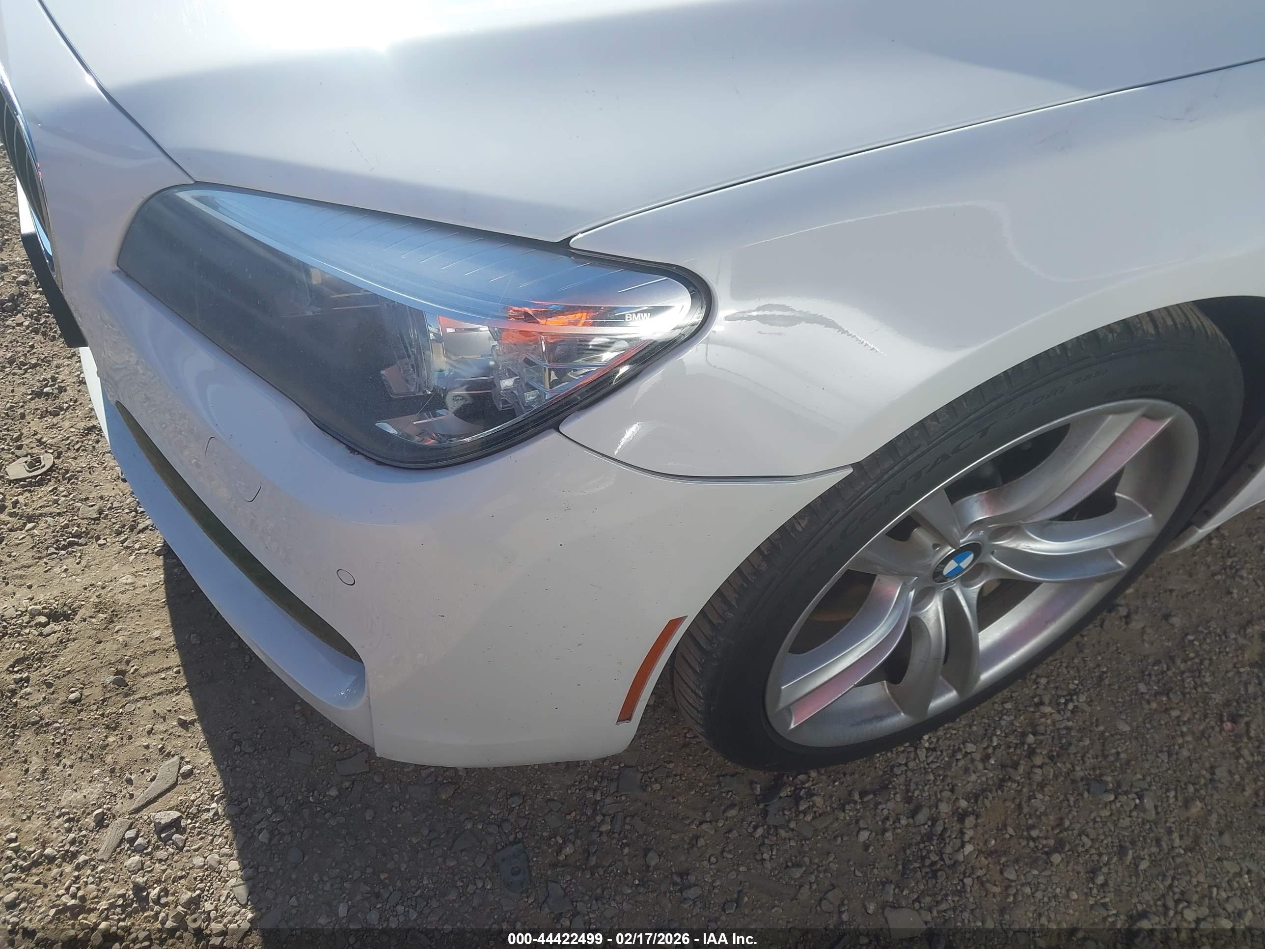 BMW 750I image 6