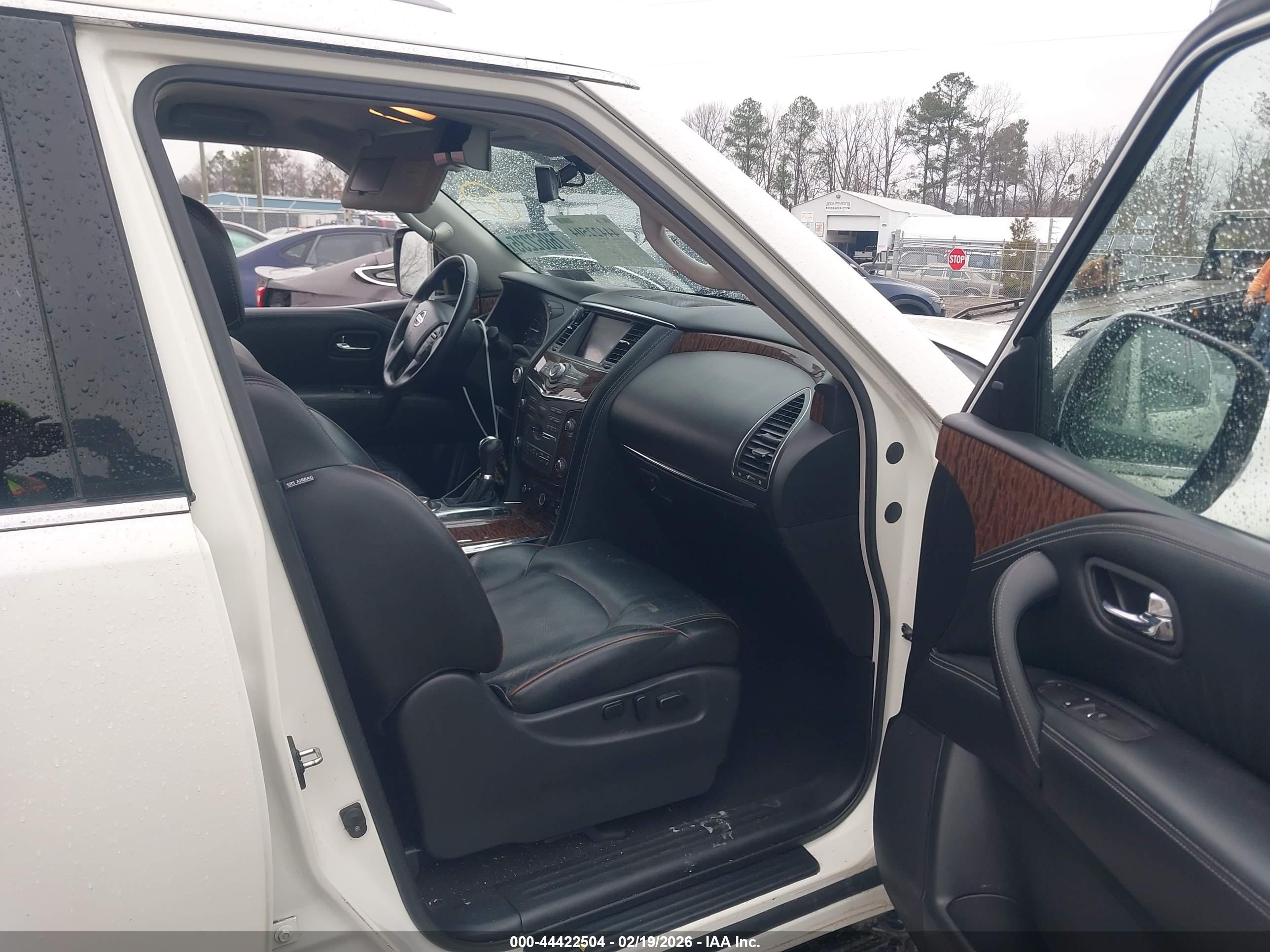 NISSAN ARMADA image 5
