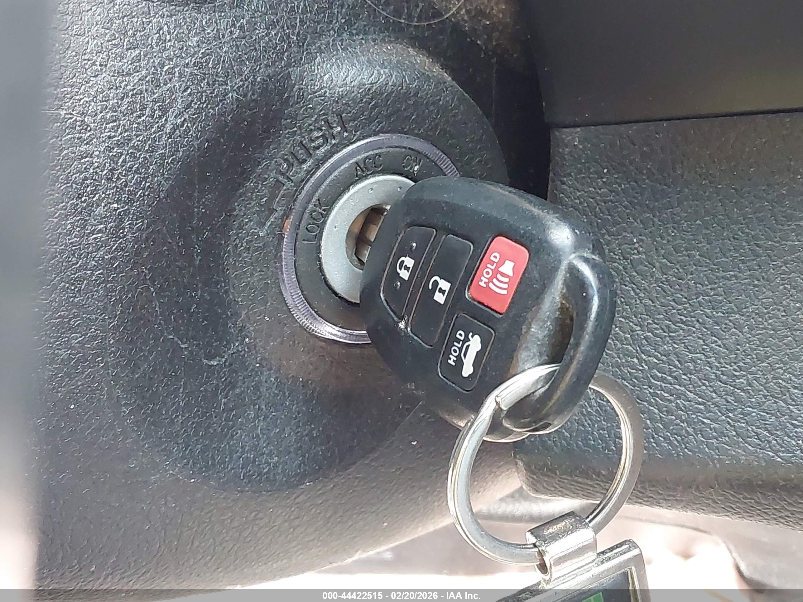 TOYOTA CAMRY image 11