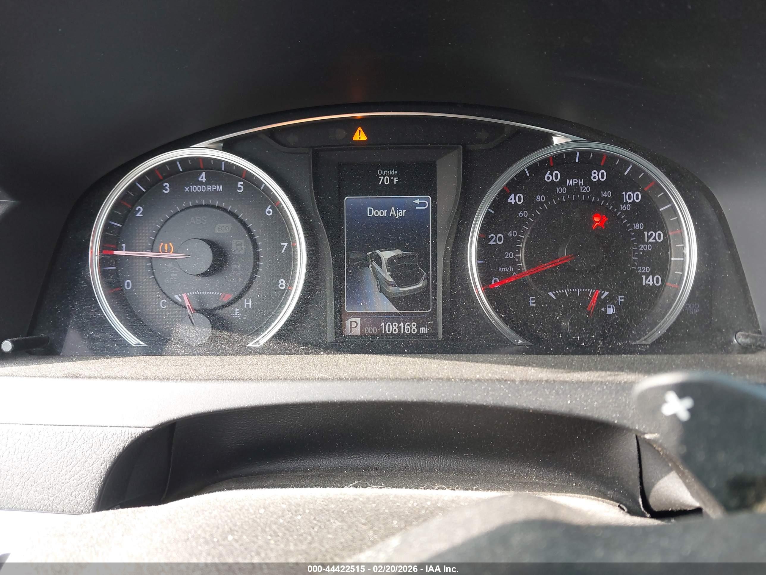 TOYOTA CAMRY image 7