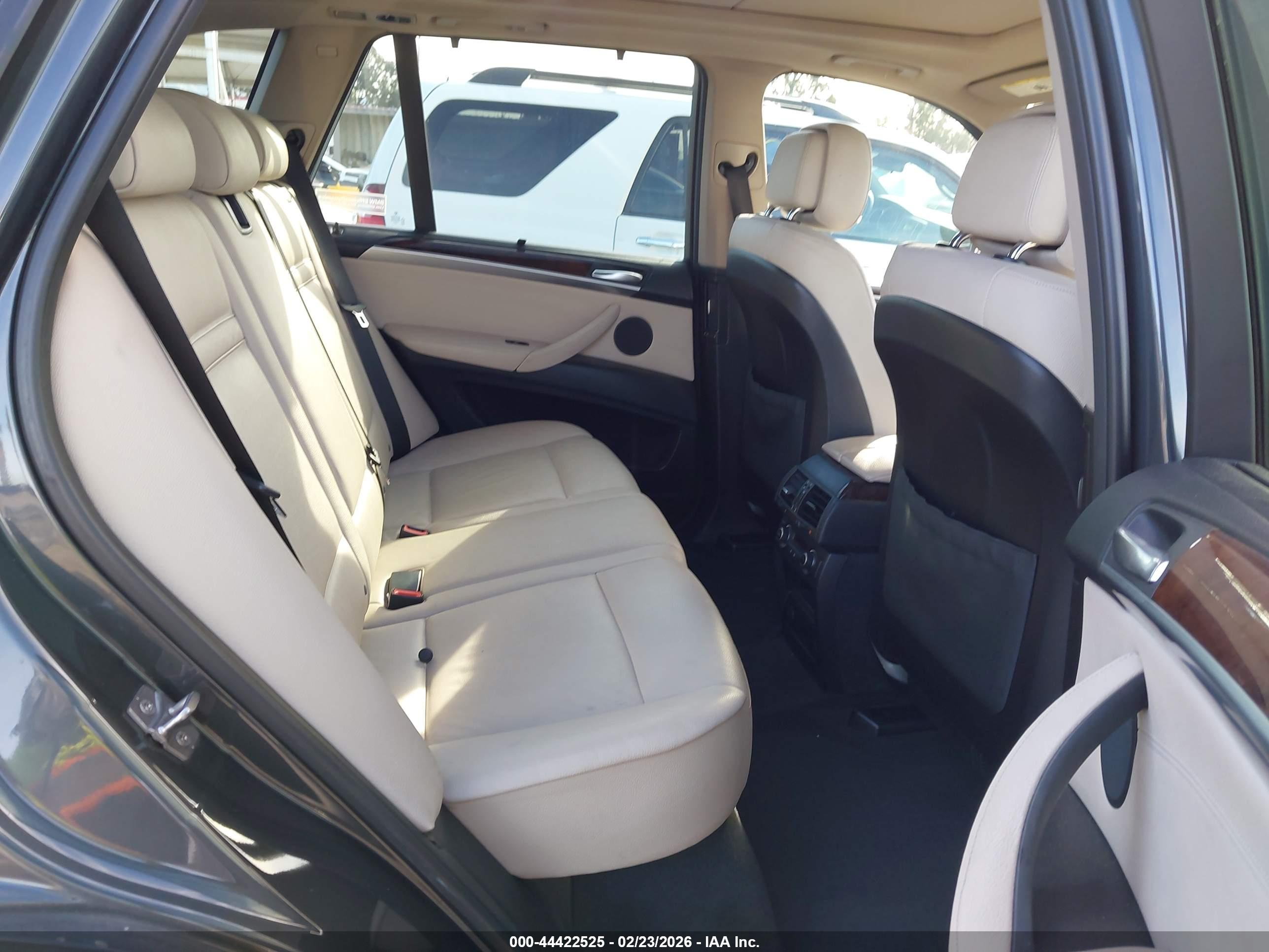 BMW X5 image 8