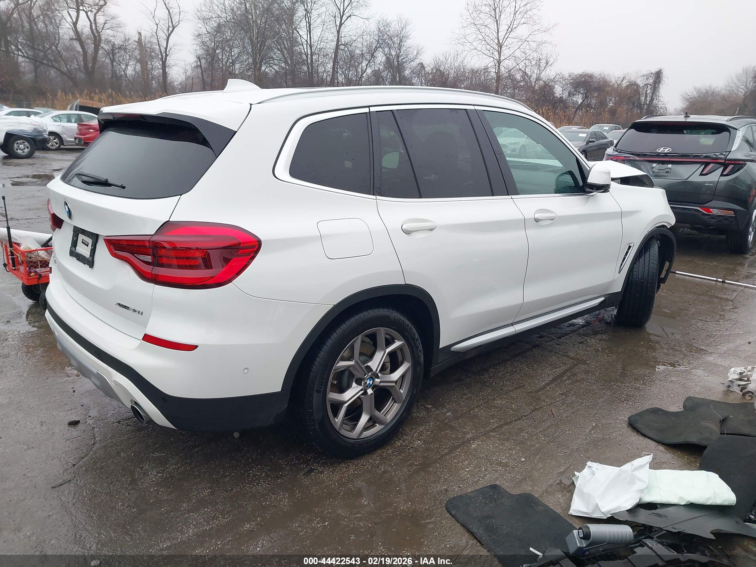BMW X3 image 4