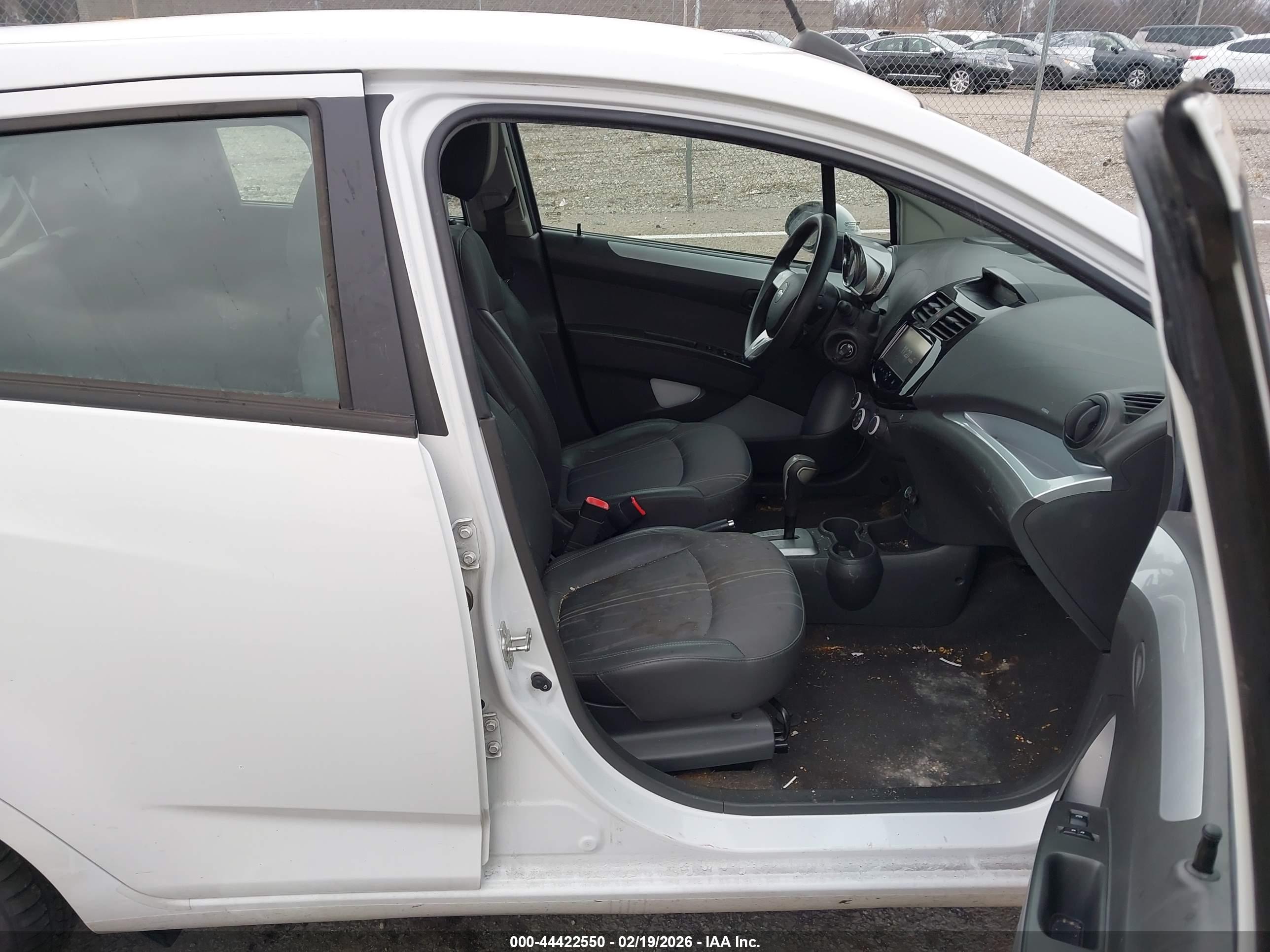 CHEVROLET SPARK image 5