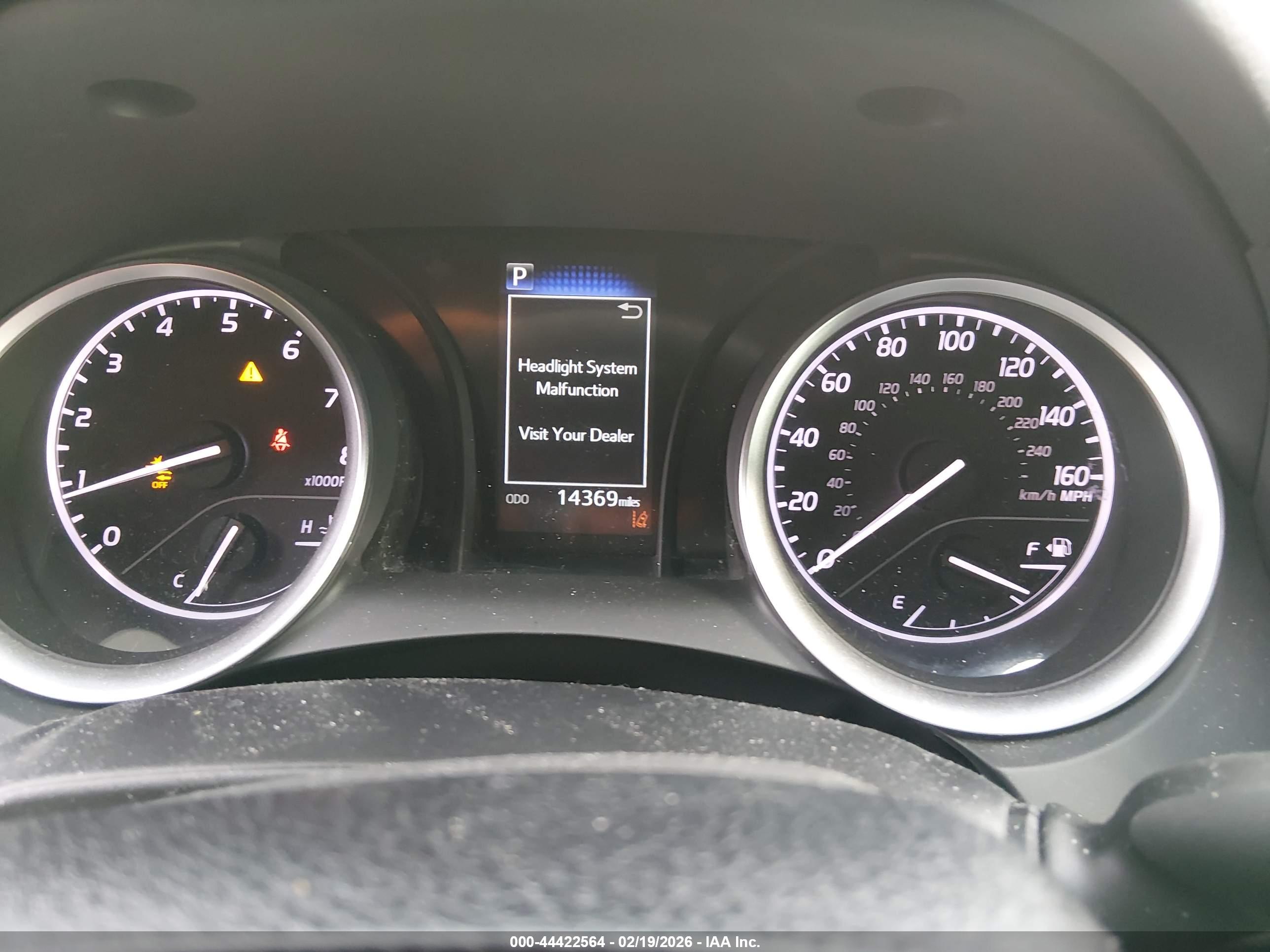 TOYOTA CAMRY image 7