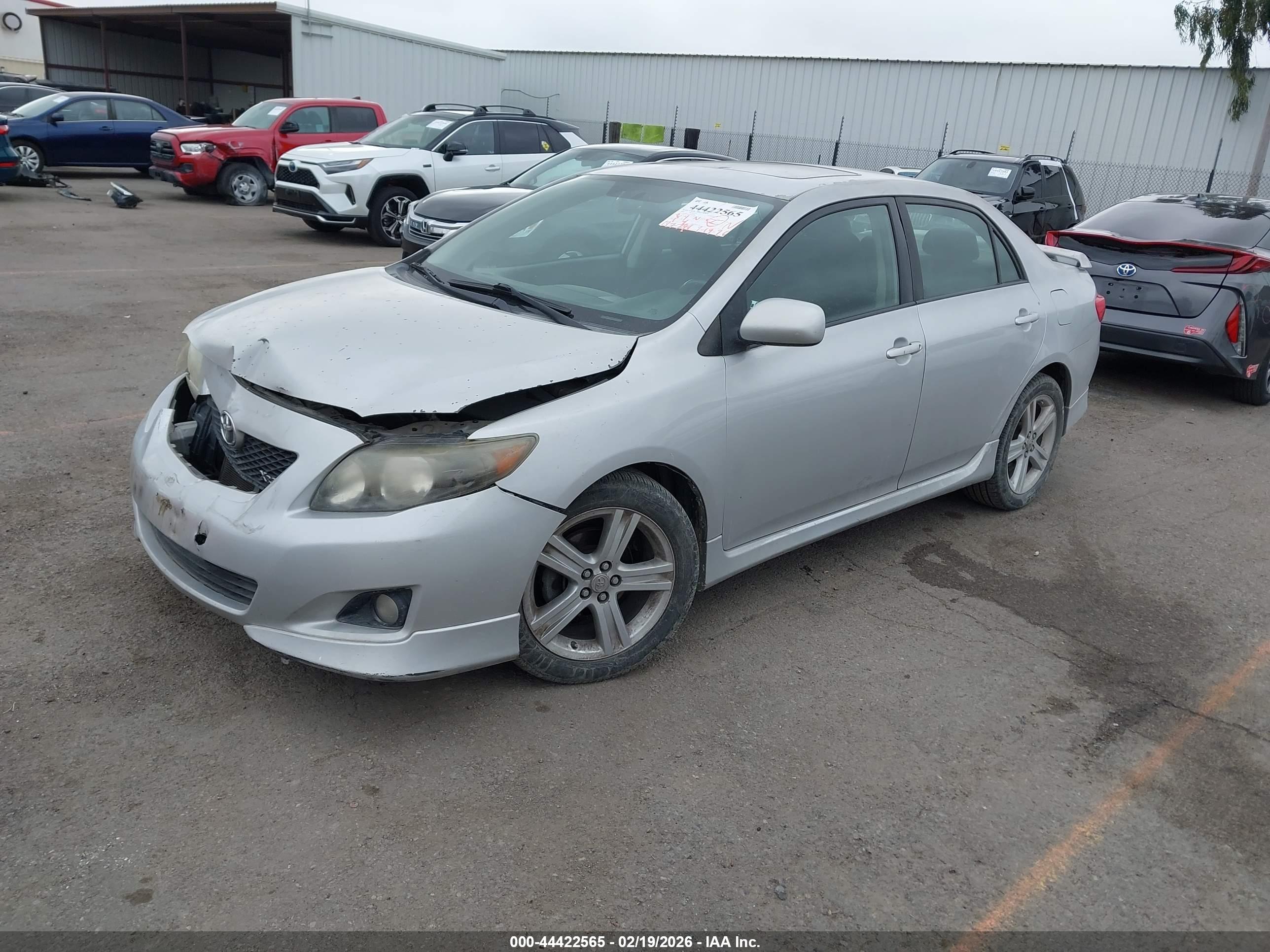 TOYOTA COROLLA image 2