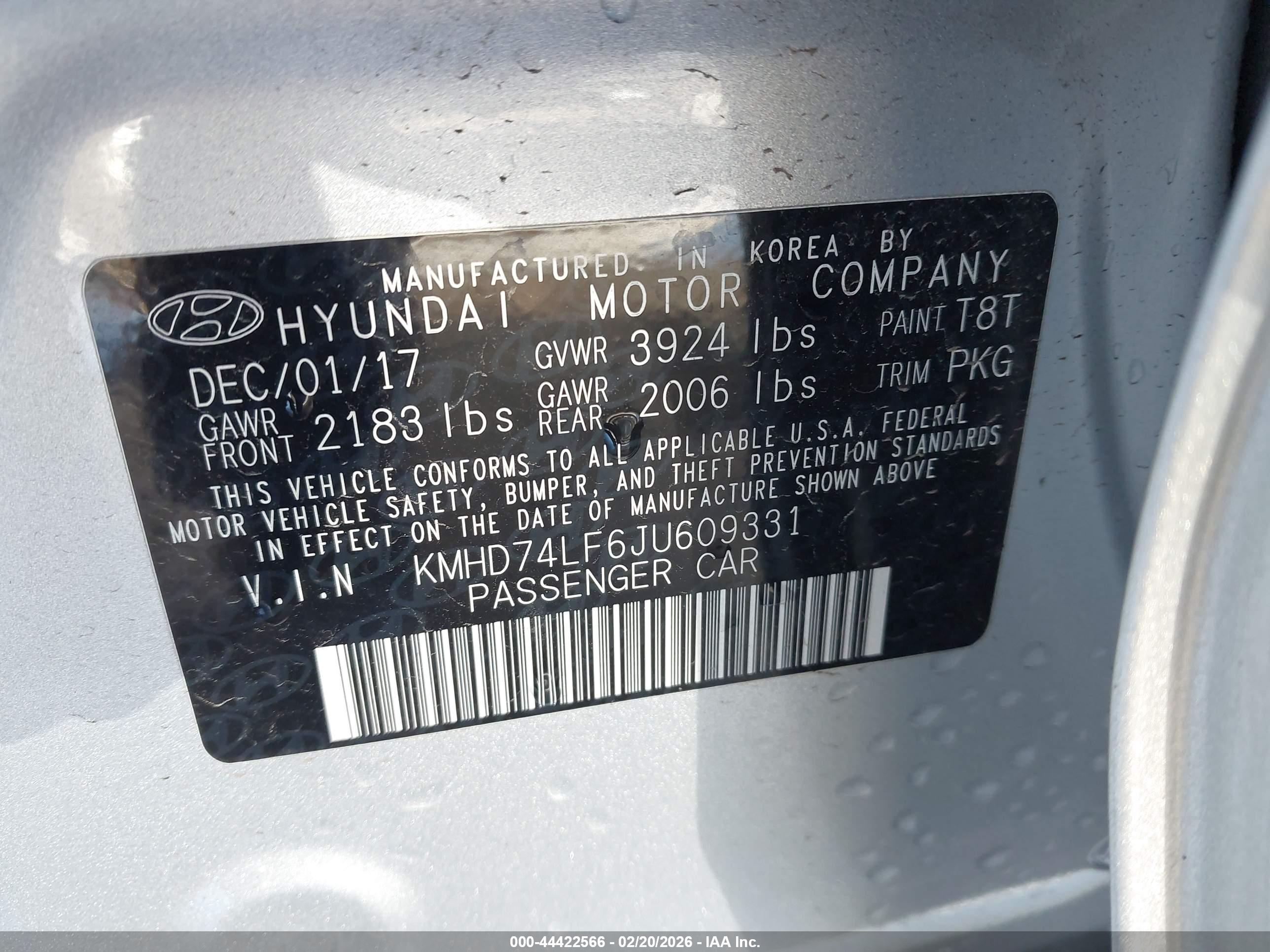 HYUNDAI ELANTRA image 9