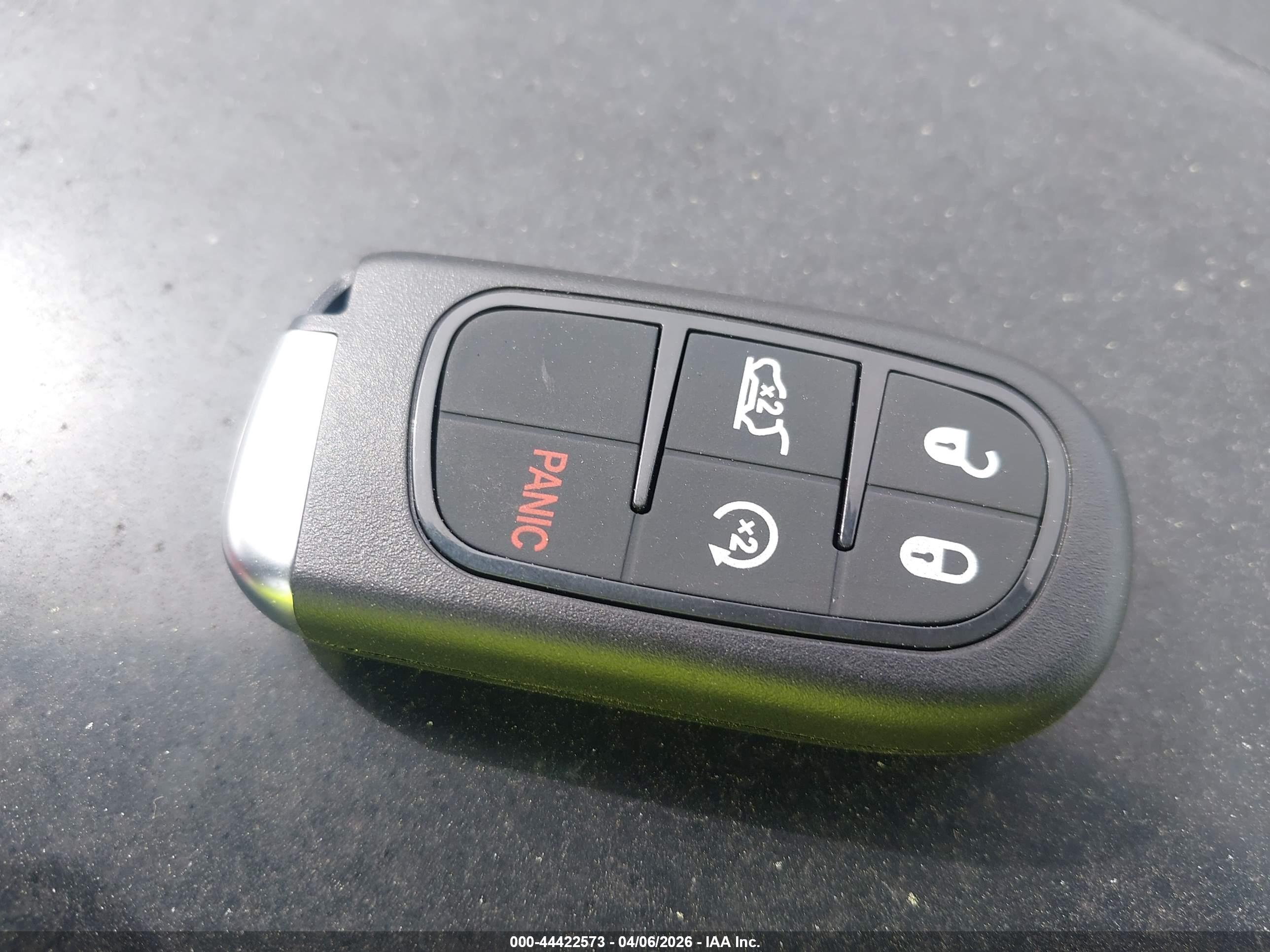 JEEP CHEROKEE image 11