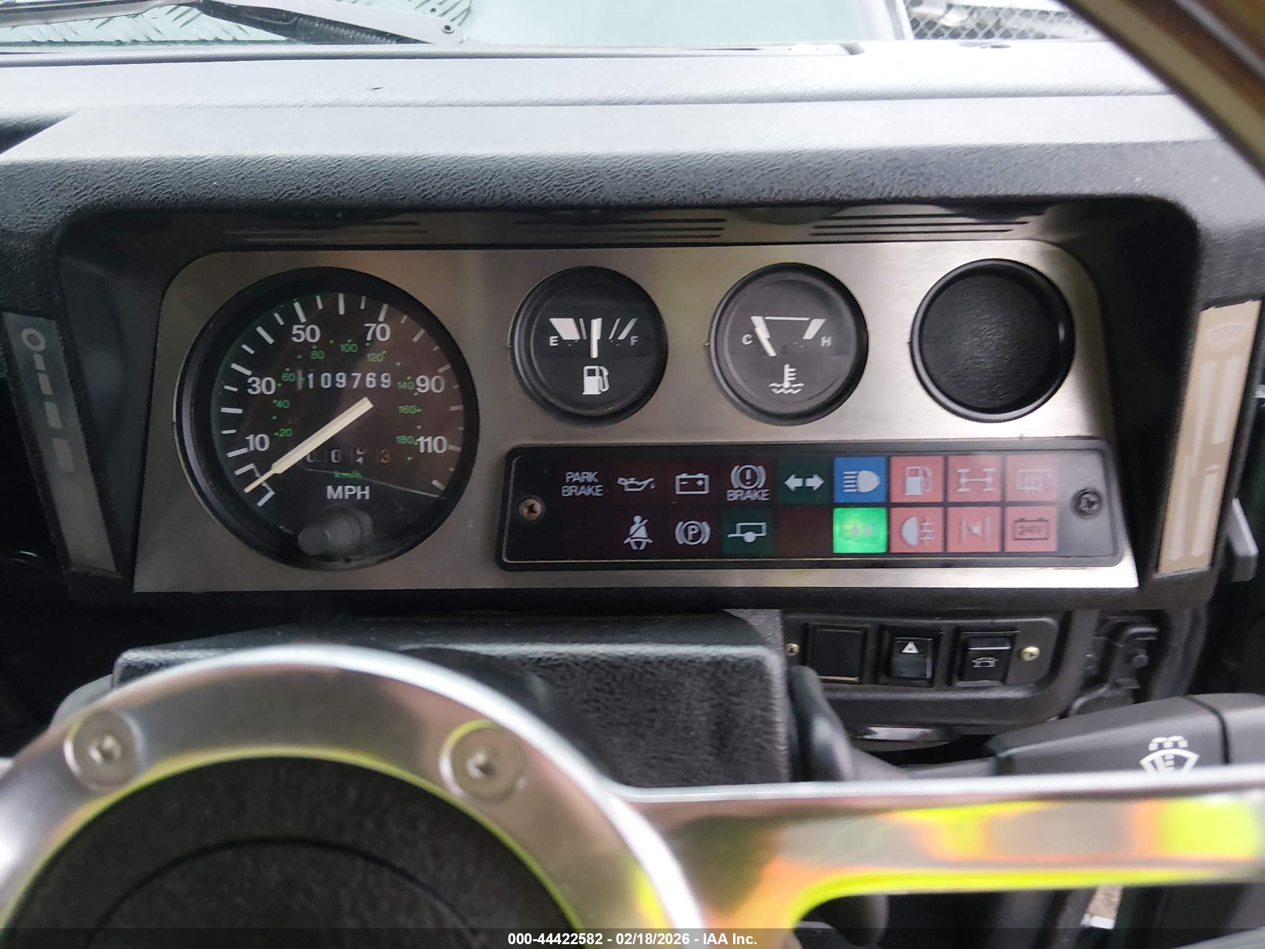 LANDROVER DEFENDER image 7