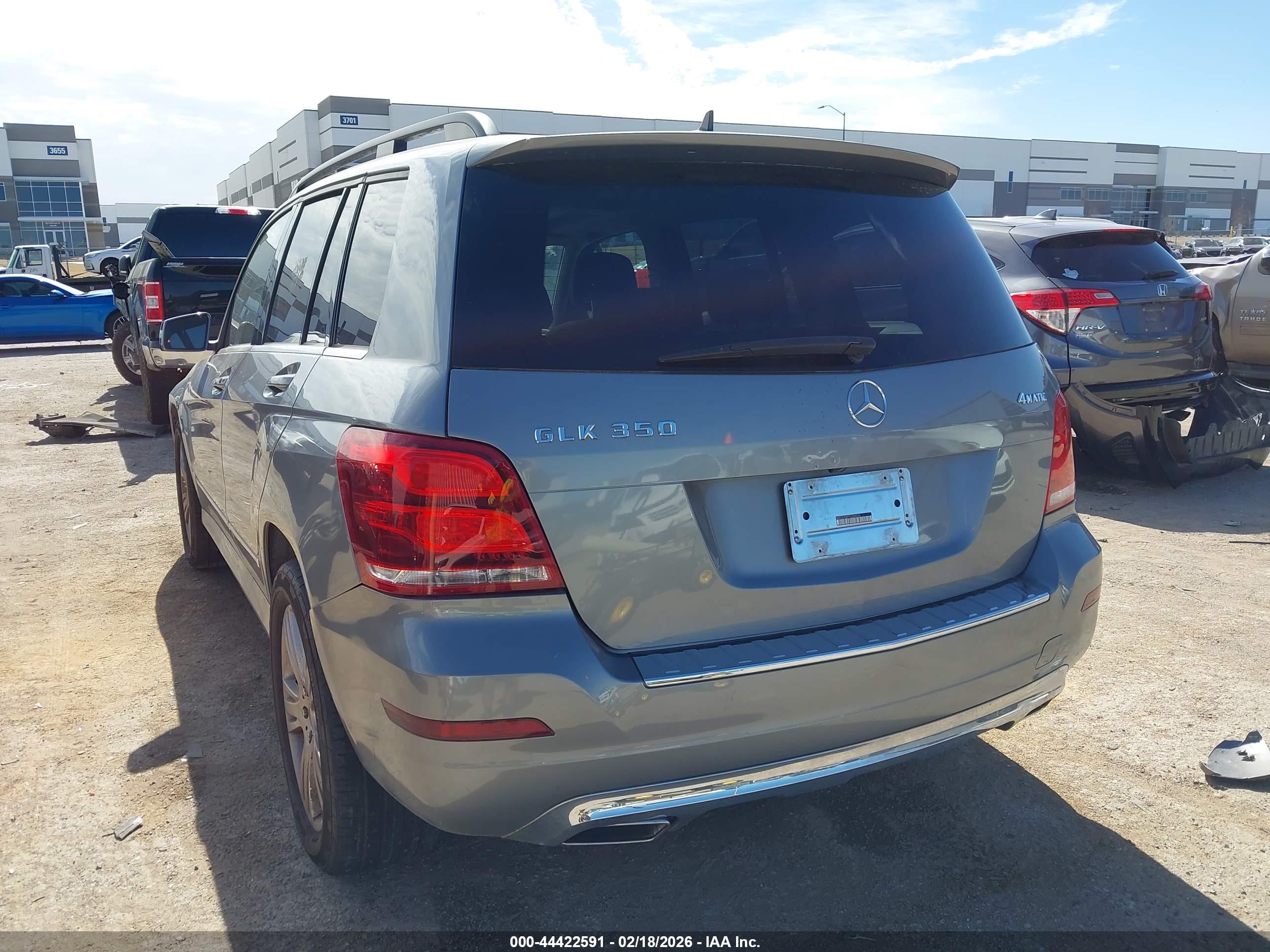 MERCEDES-BENZ GLK image 3