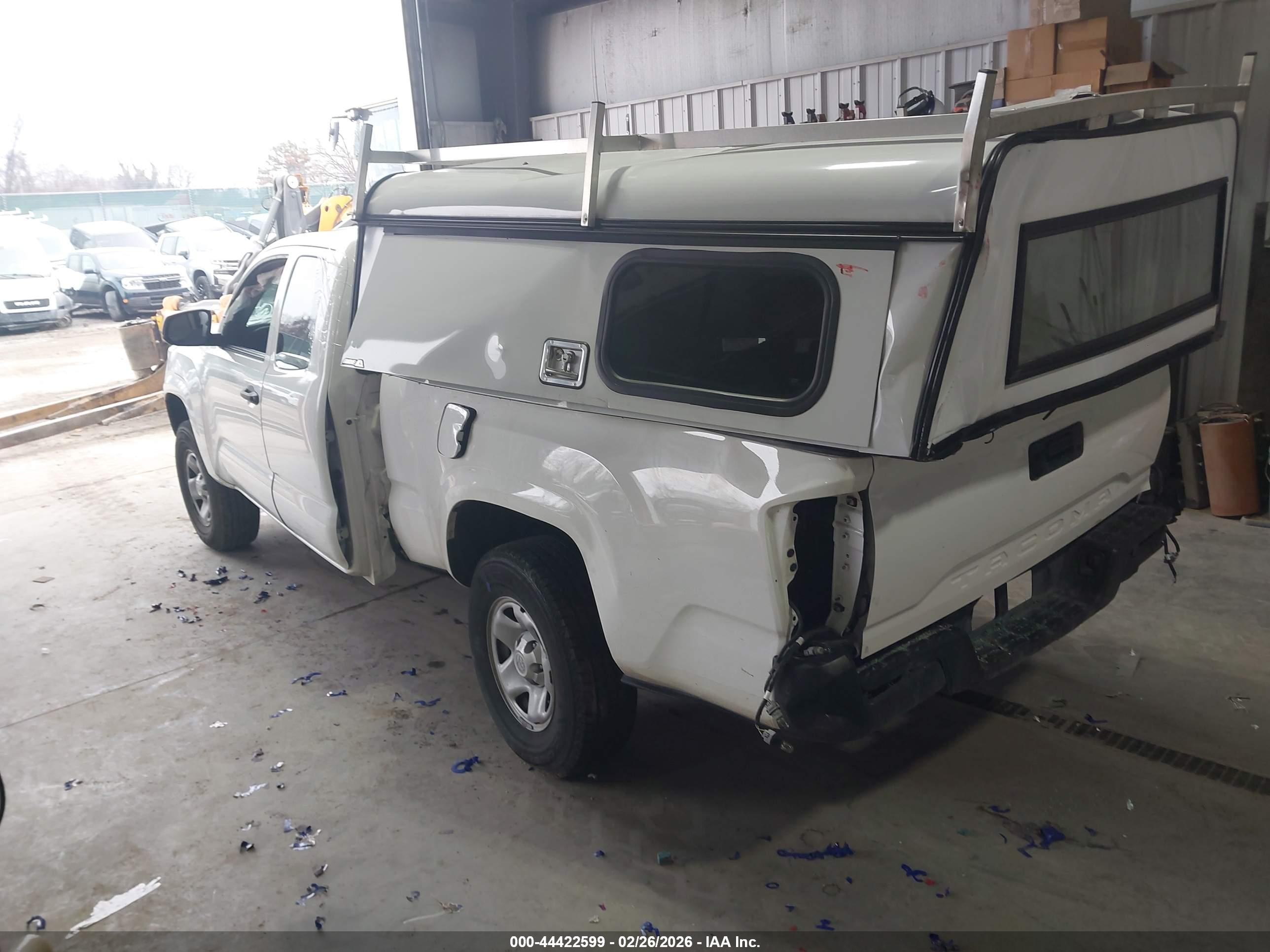 TOYOTA TACOMA image 3