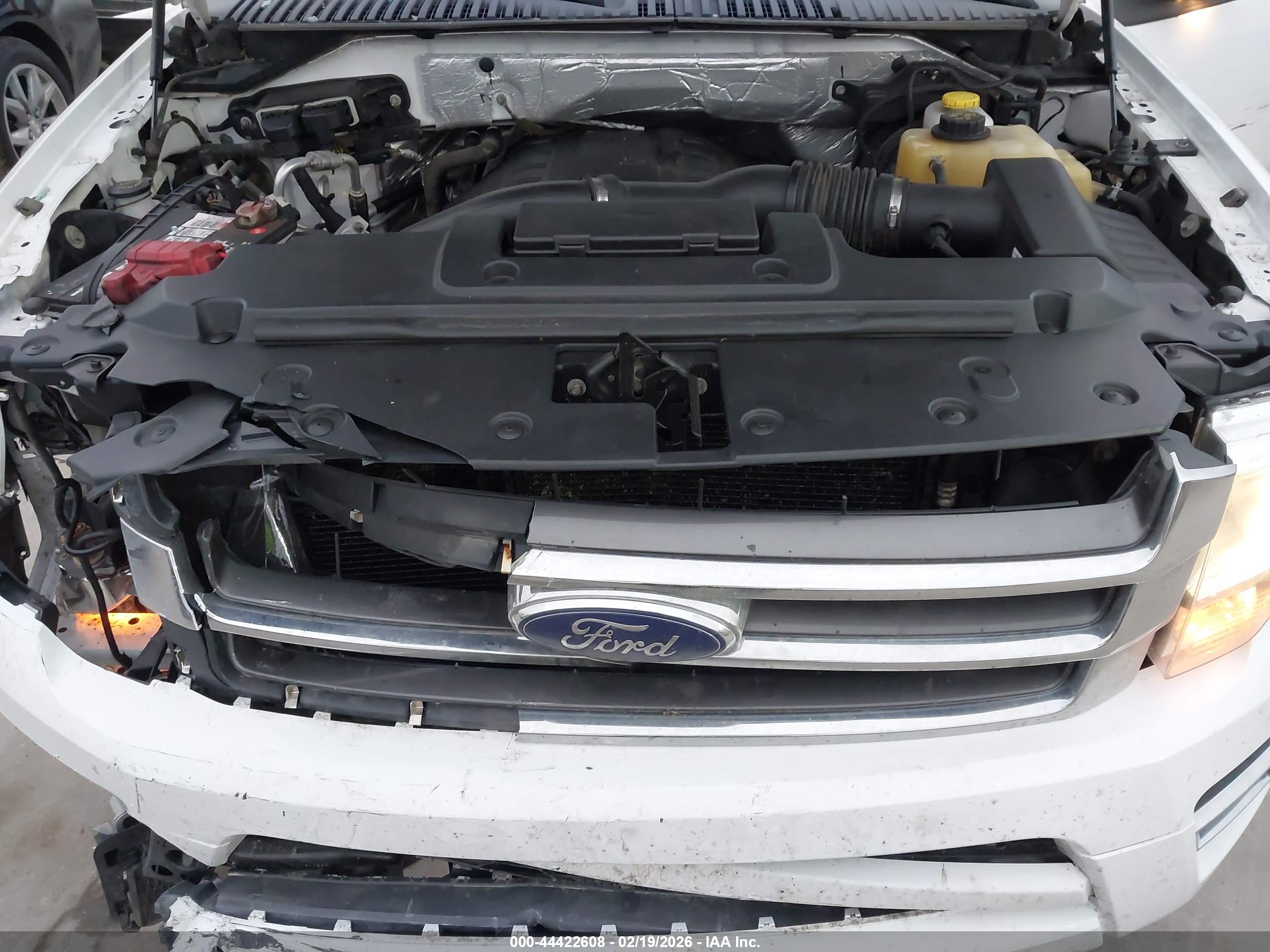 FORD EXPEDITION image 10