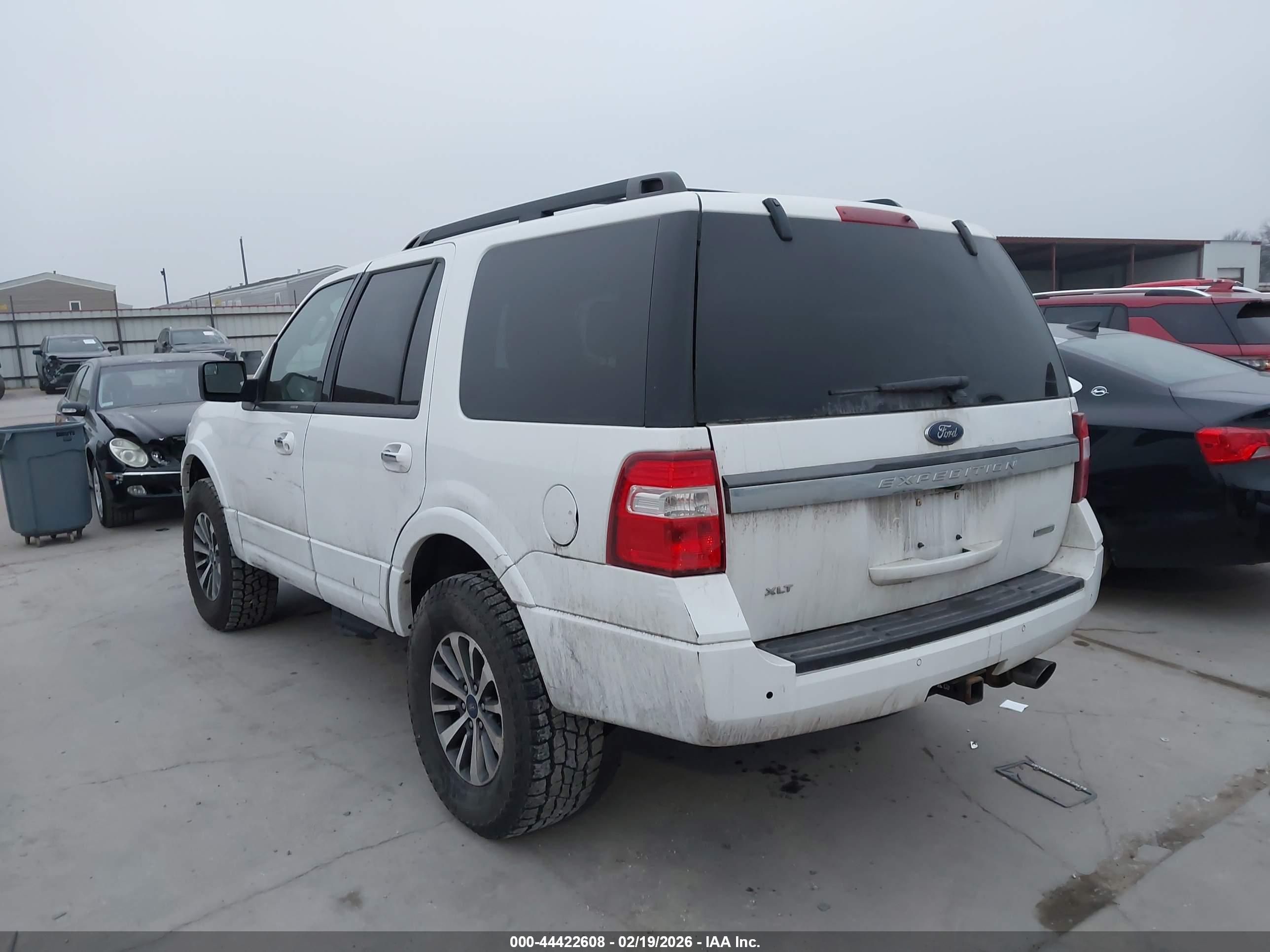 FORD EXPEDITION image 3