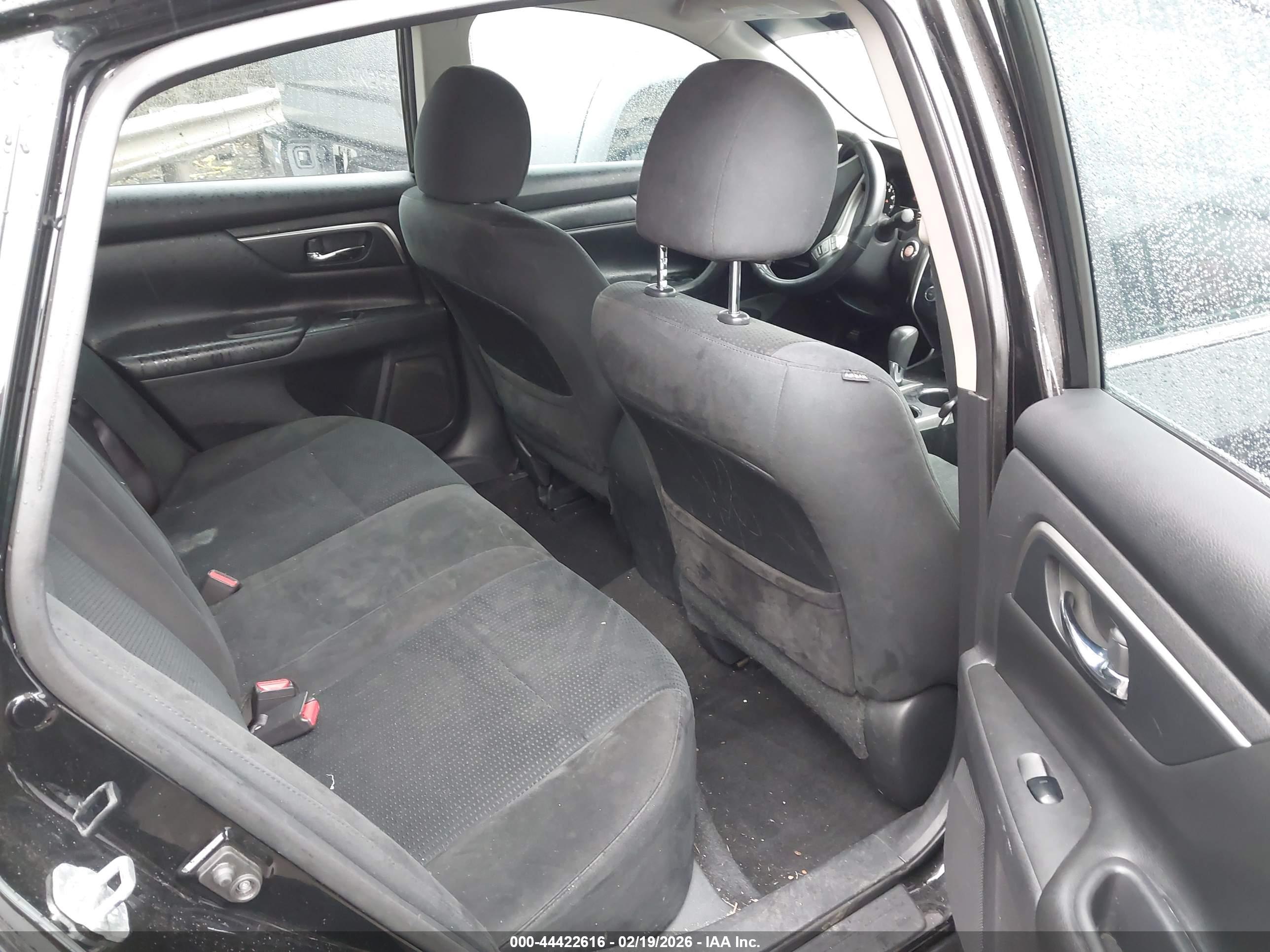 NISSAN ALTIMA image 8
