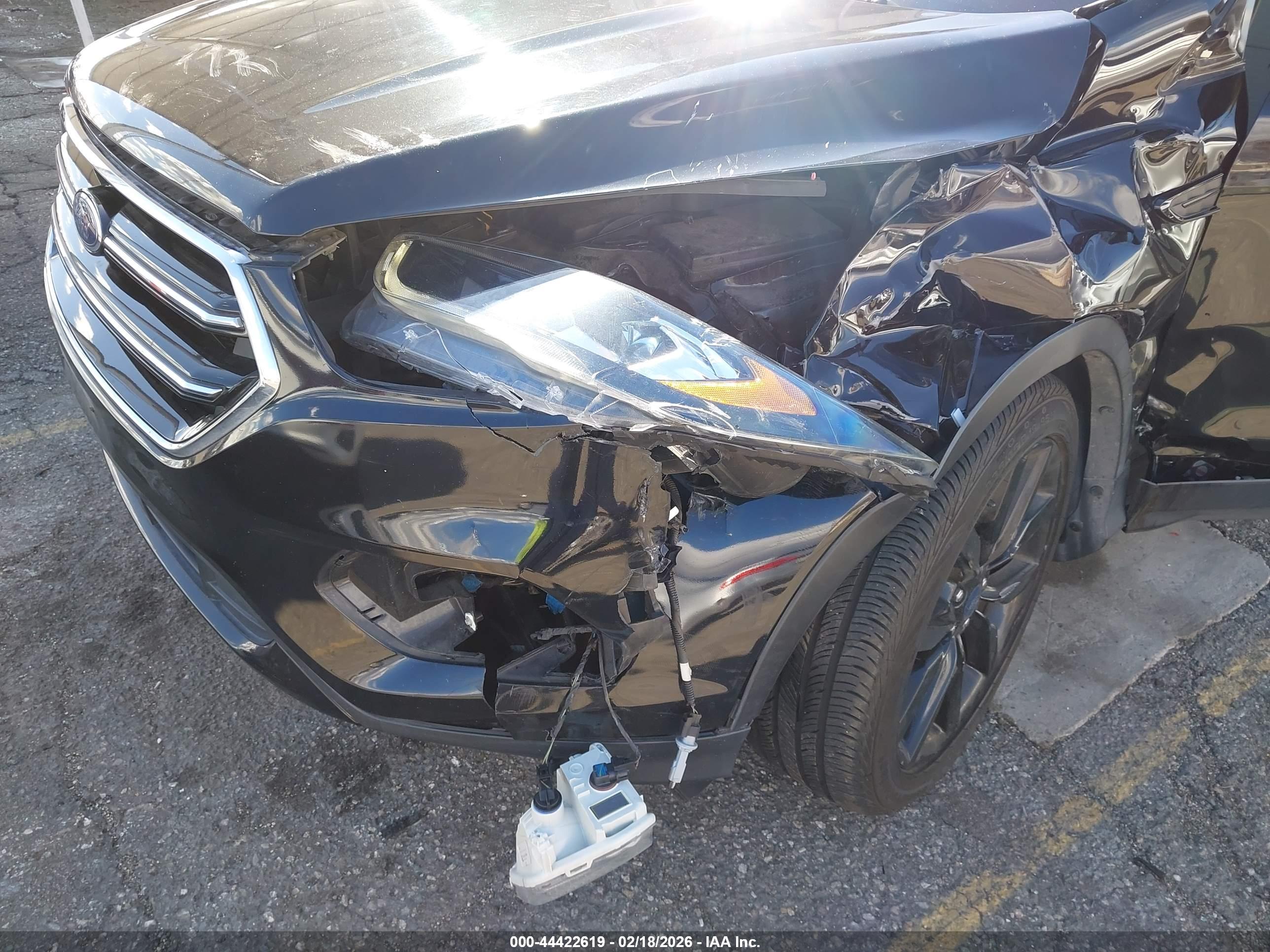 FORD ESCAPE image 6