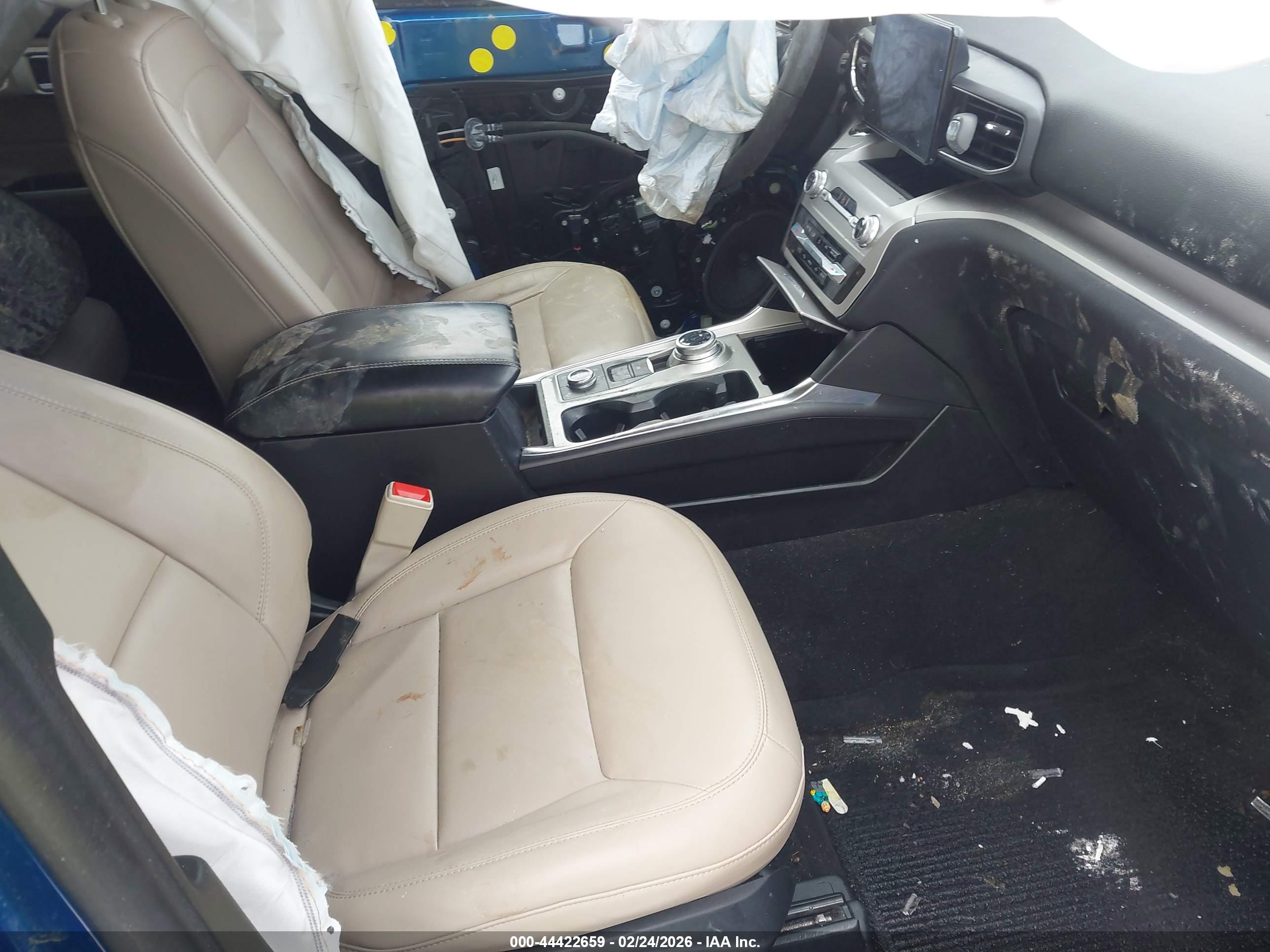 FORD EXPLORER image 5