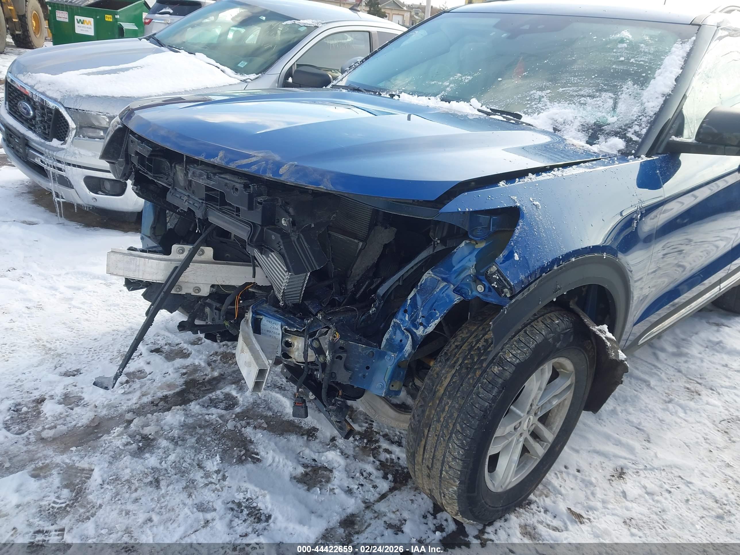 FORD EXPLORER image 6