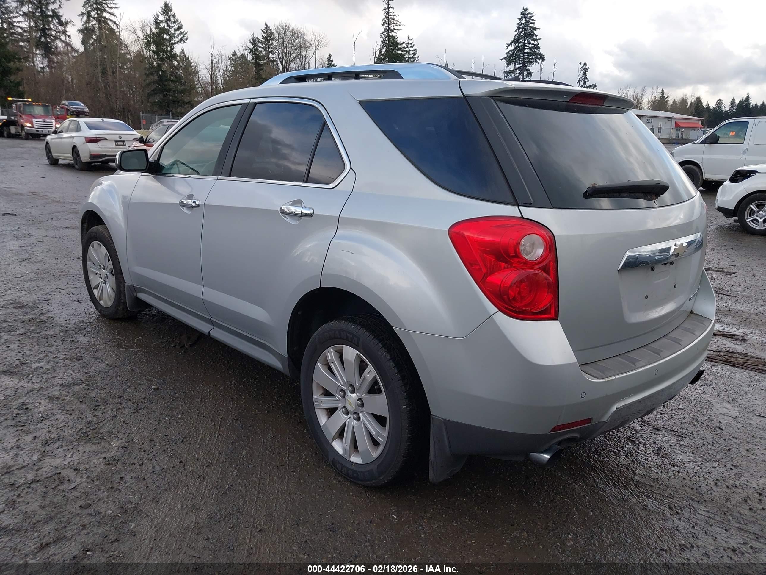CHEVROLET EQUINOX image 3