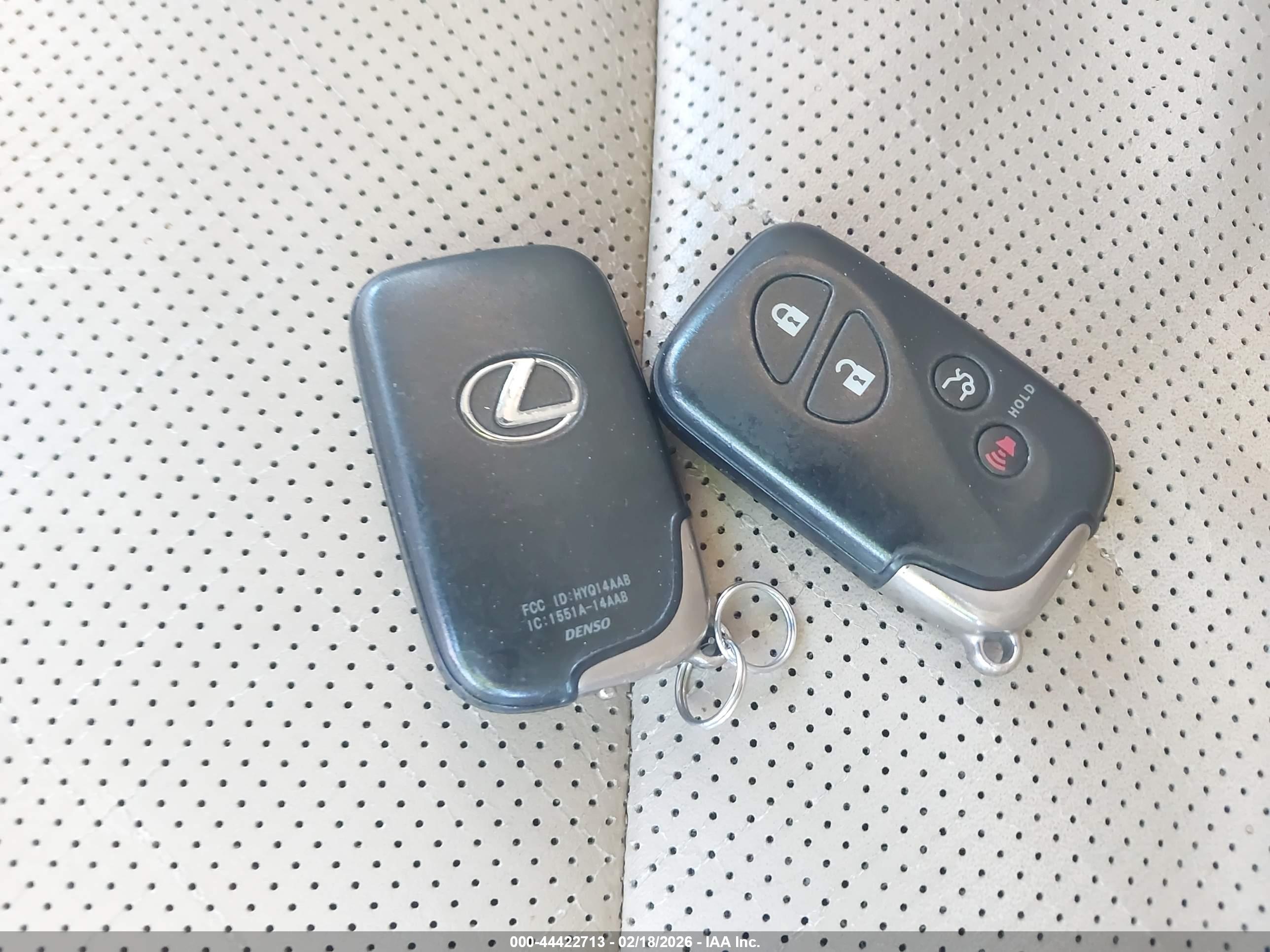 LEXUS GS image 11