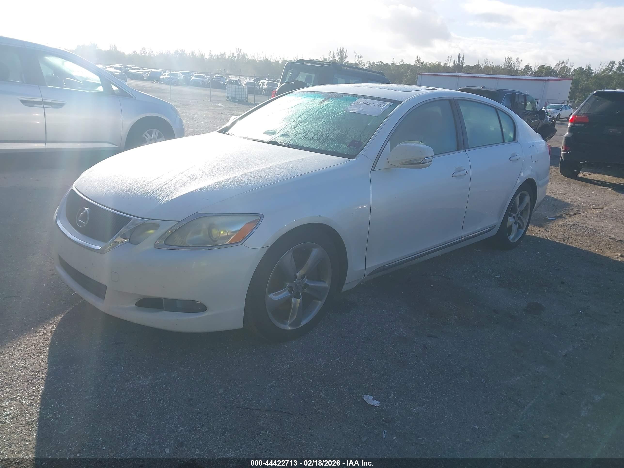 LEXUS GS image 2
