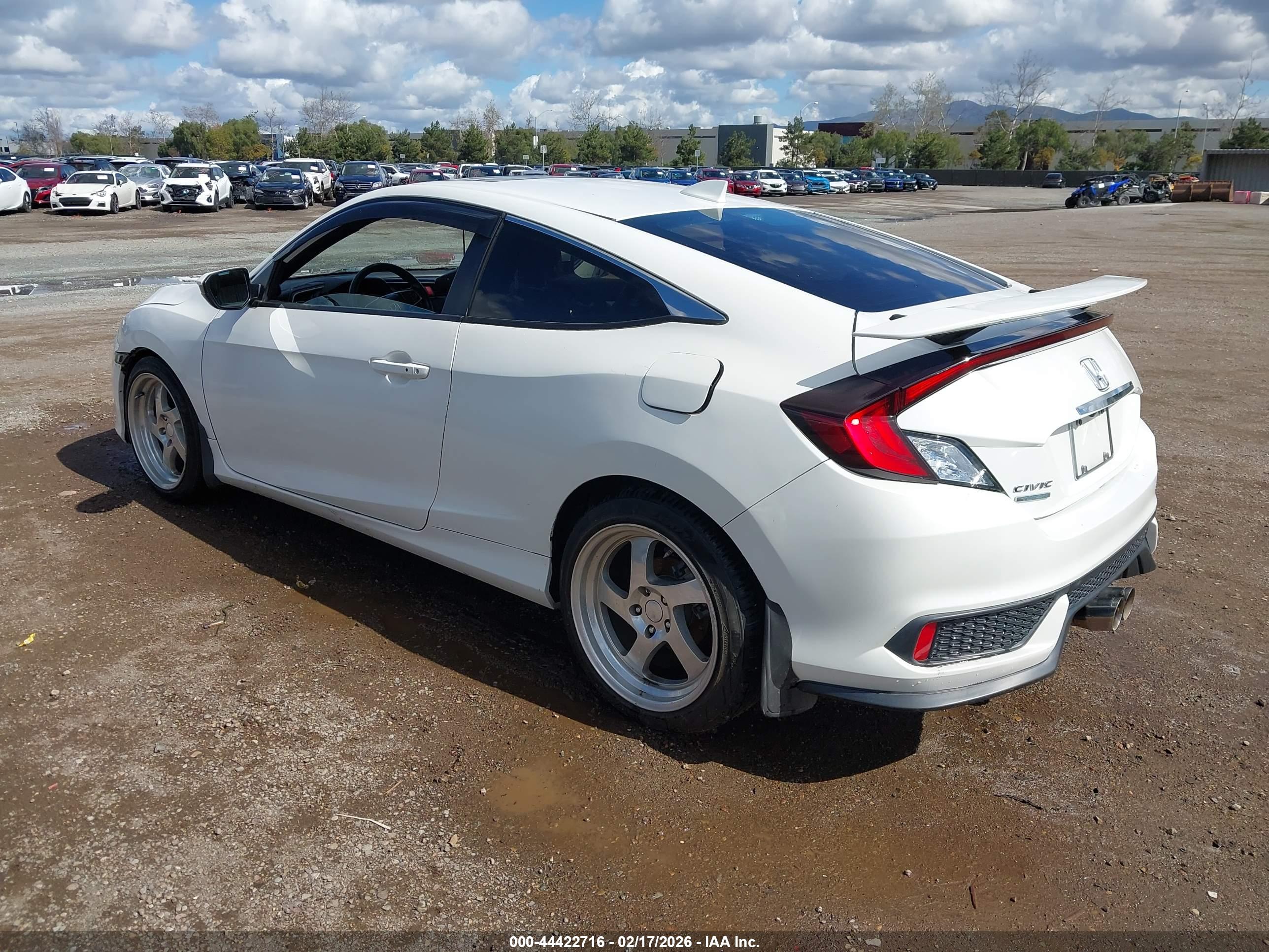 HONDA CIVIC image 3