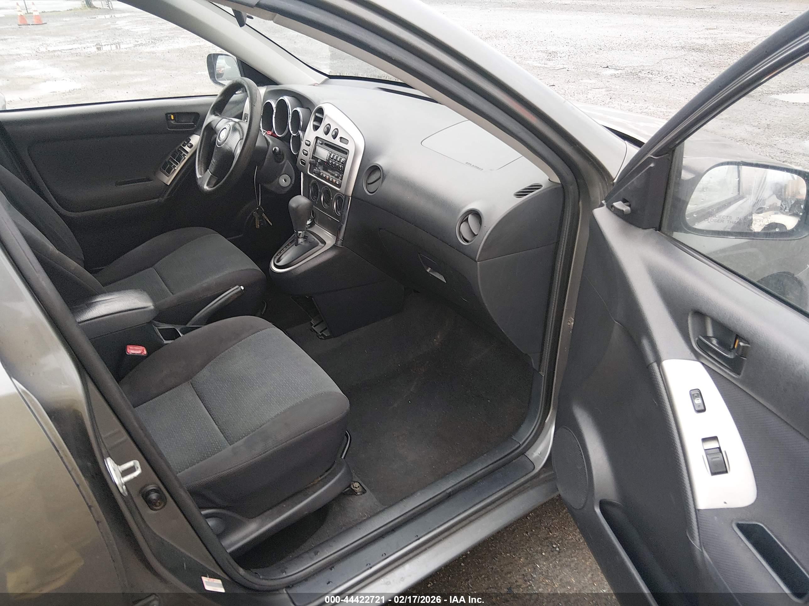 TOYOTA MATRIX image 5