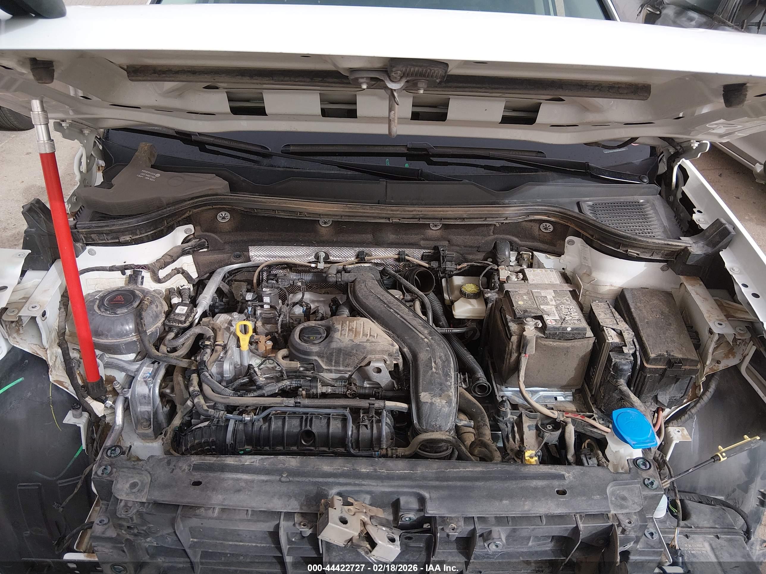 VOLKSWAGEN TAOS image 10