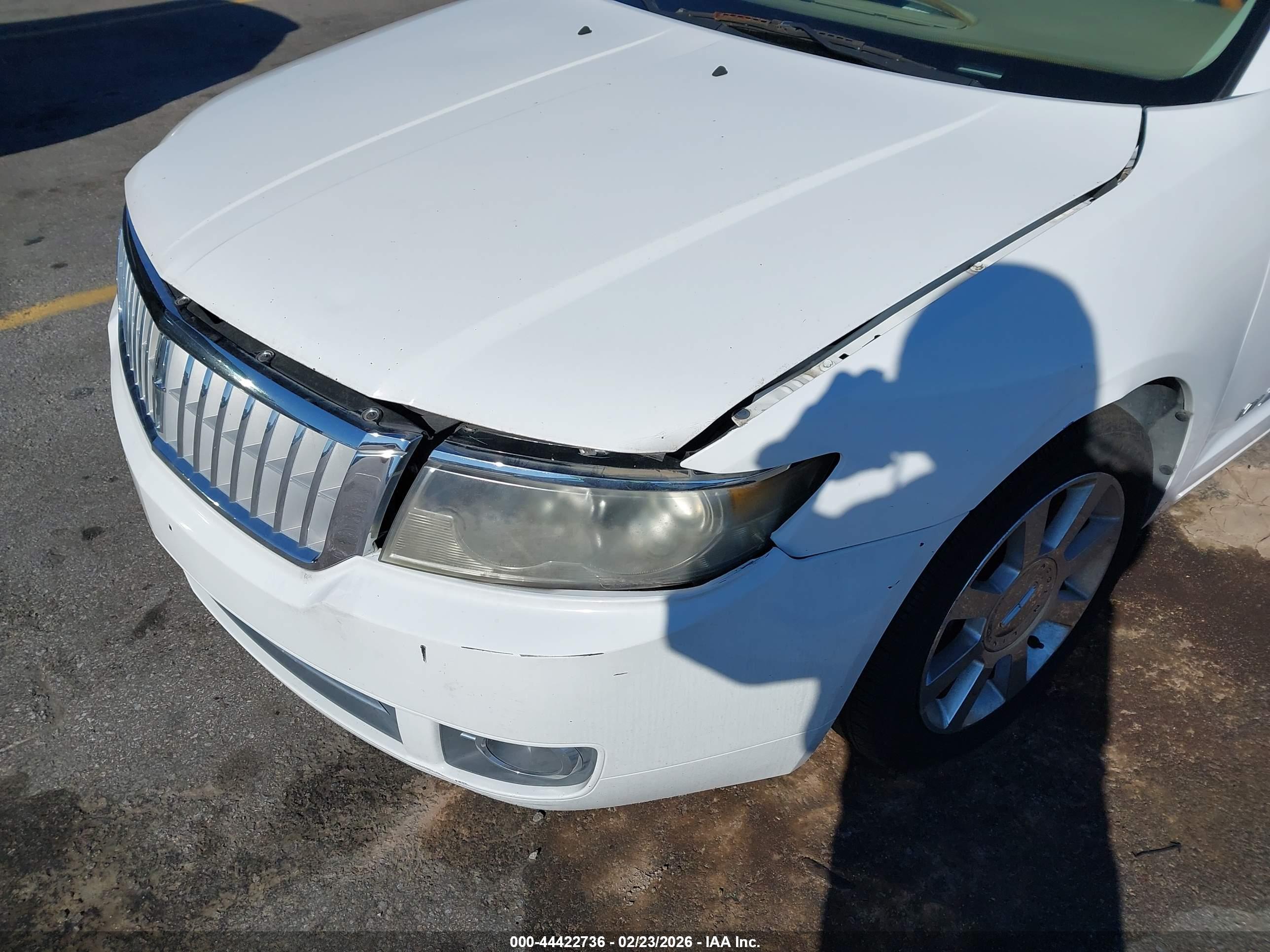 LINCOLN MKZ image 6
