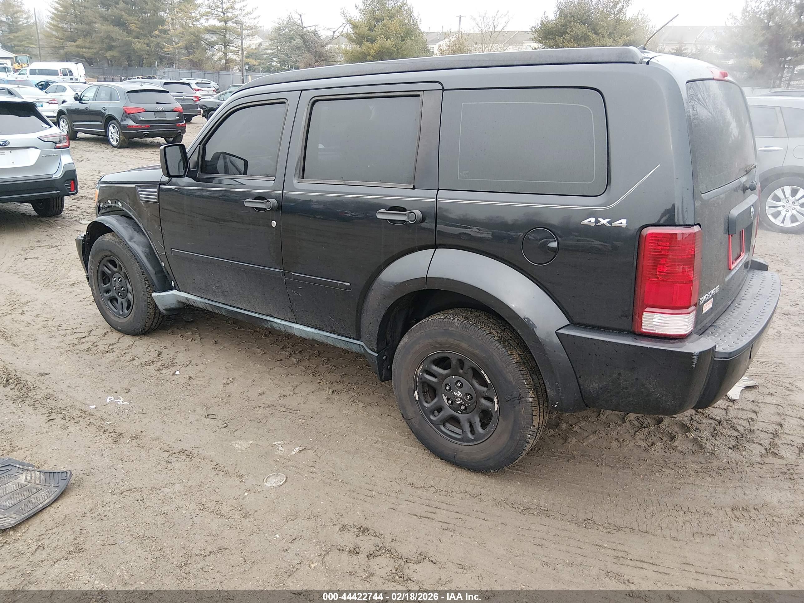 DODGE NITRO image 3