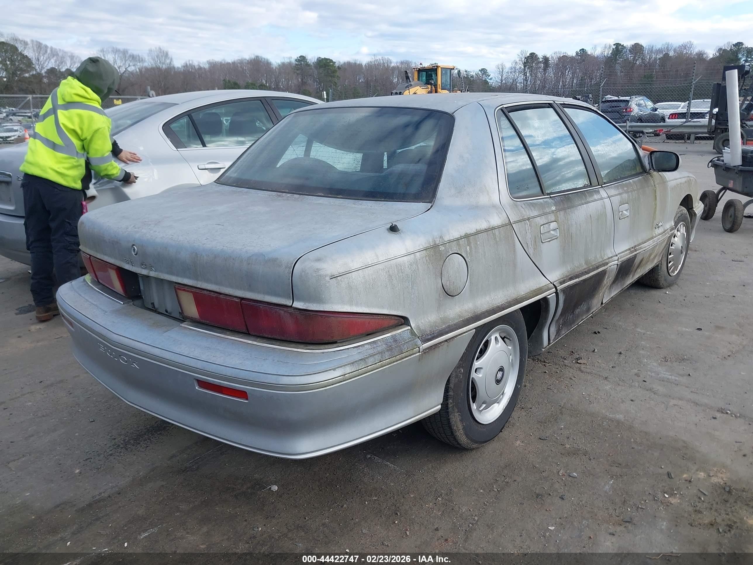 BUICK SKYLARK image 4