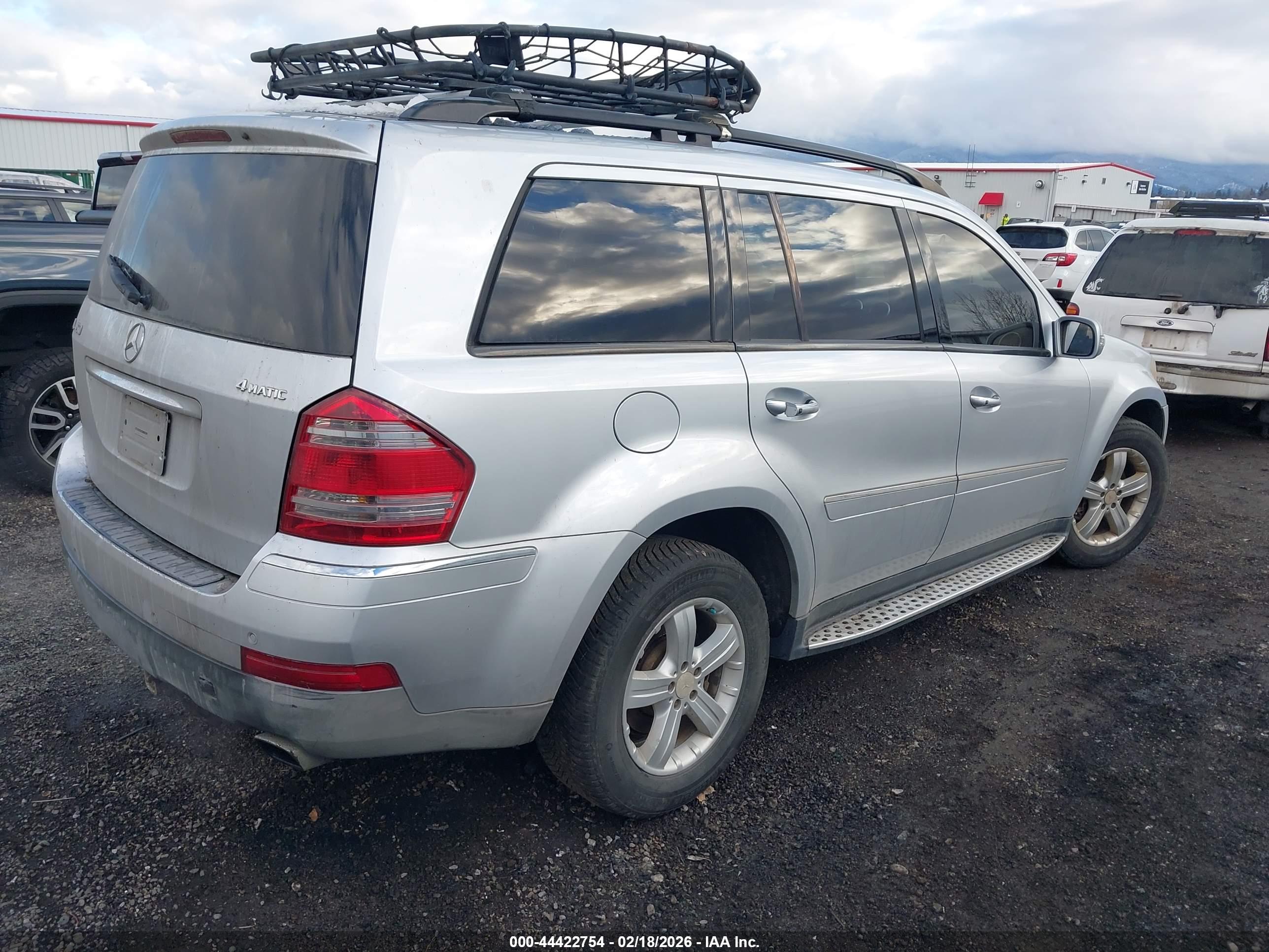 MERCEDES-BENZ GL image 4