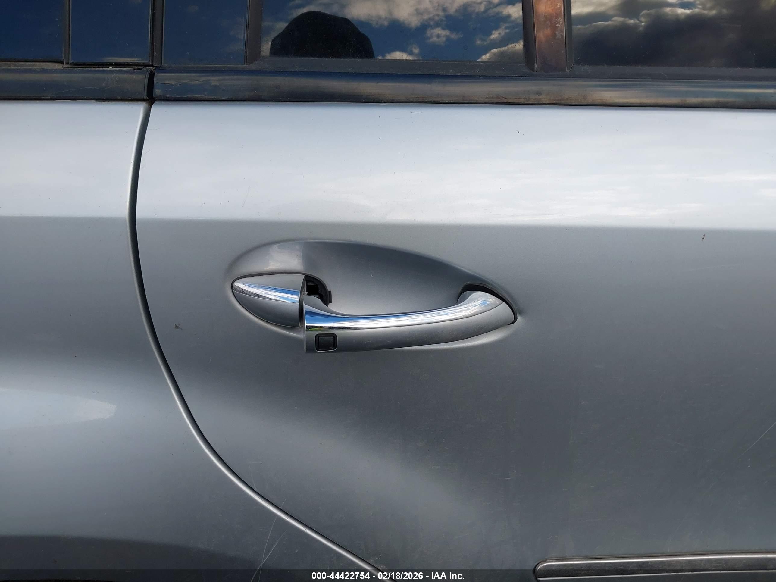 MERCEDES-BENZ GL image 6
