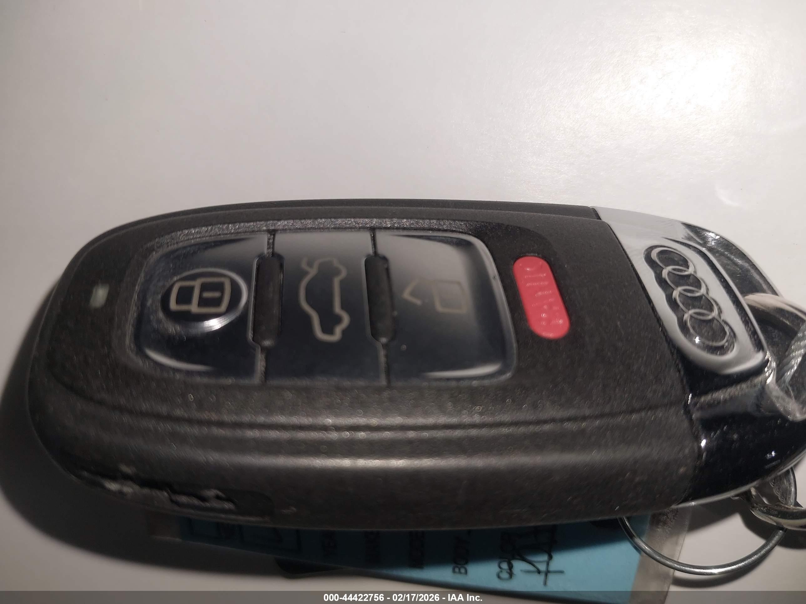 AUDI A6 image 11