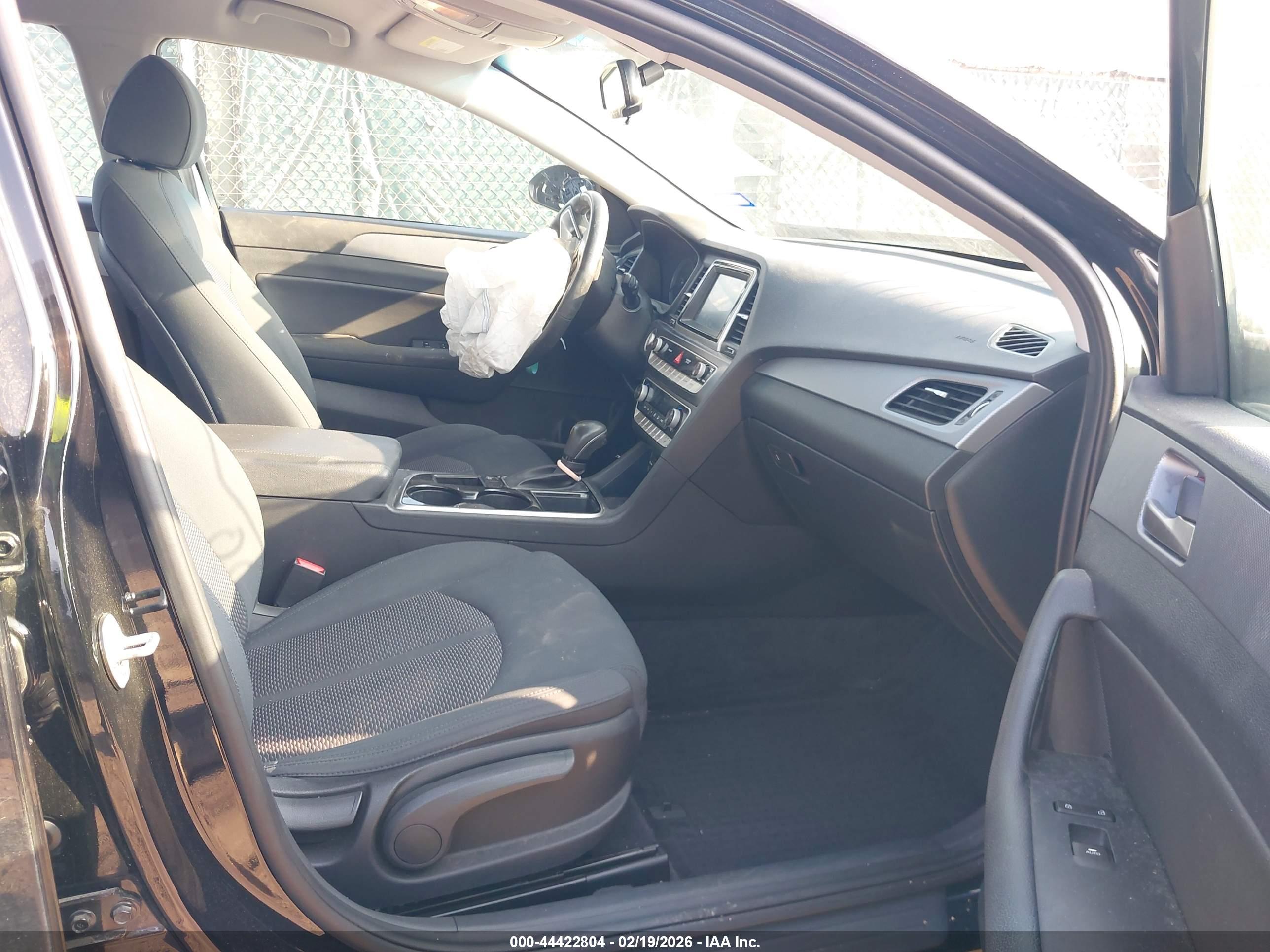 HYUNDAI SONATA image 5
