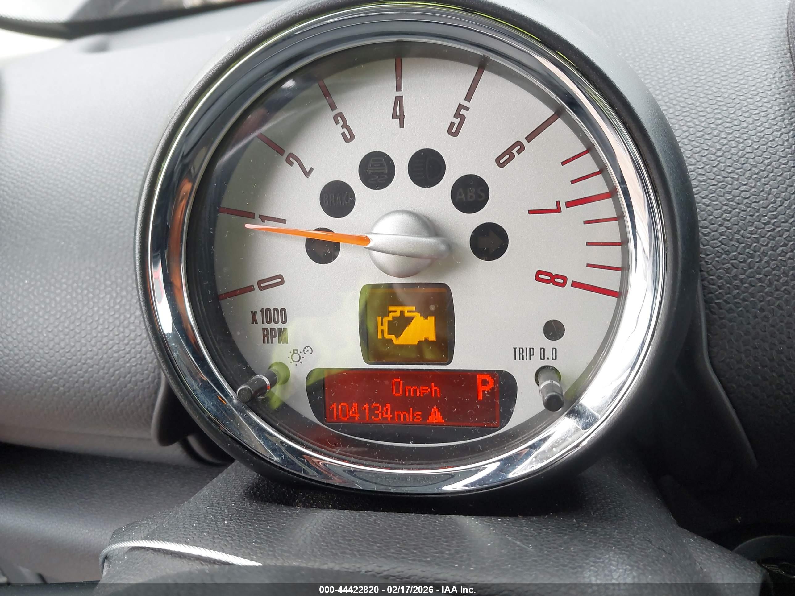 MINI COUNTRYMAN image 7