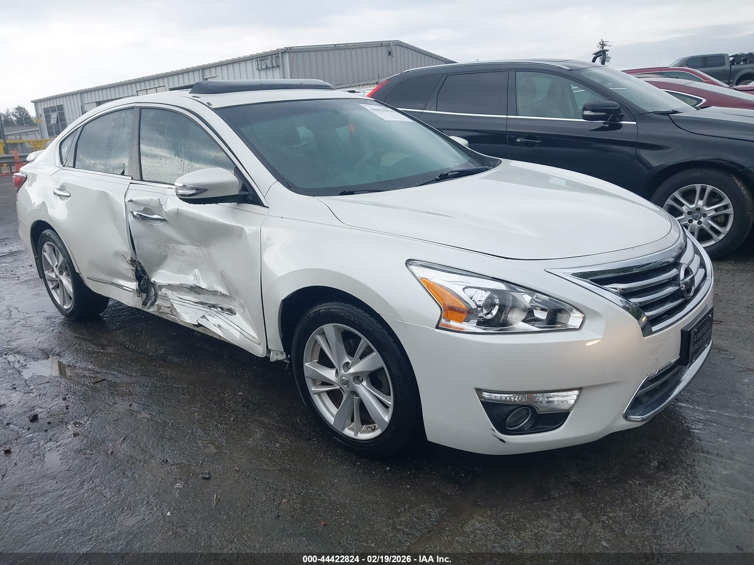 NISSAN ALTIMA image 6