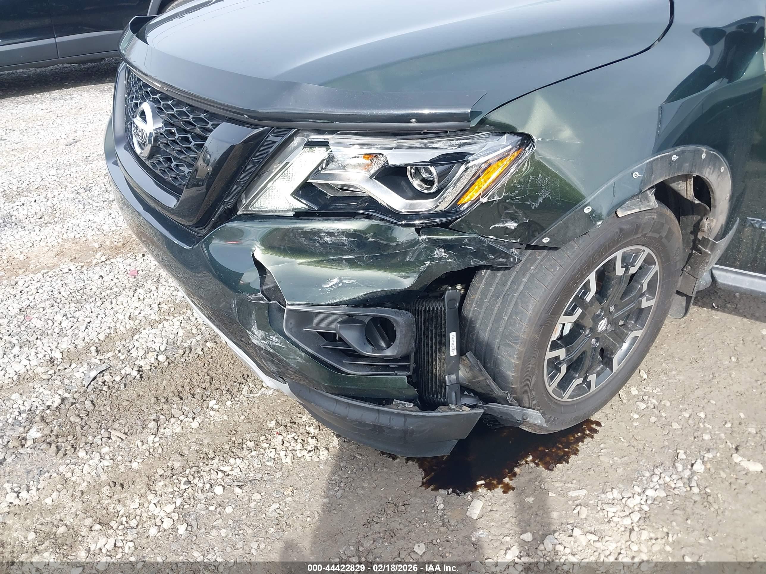 NISSAN PATHFINDER image 6