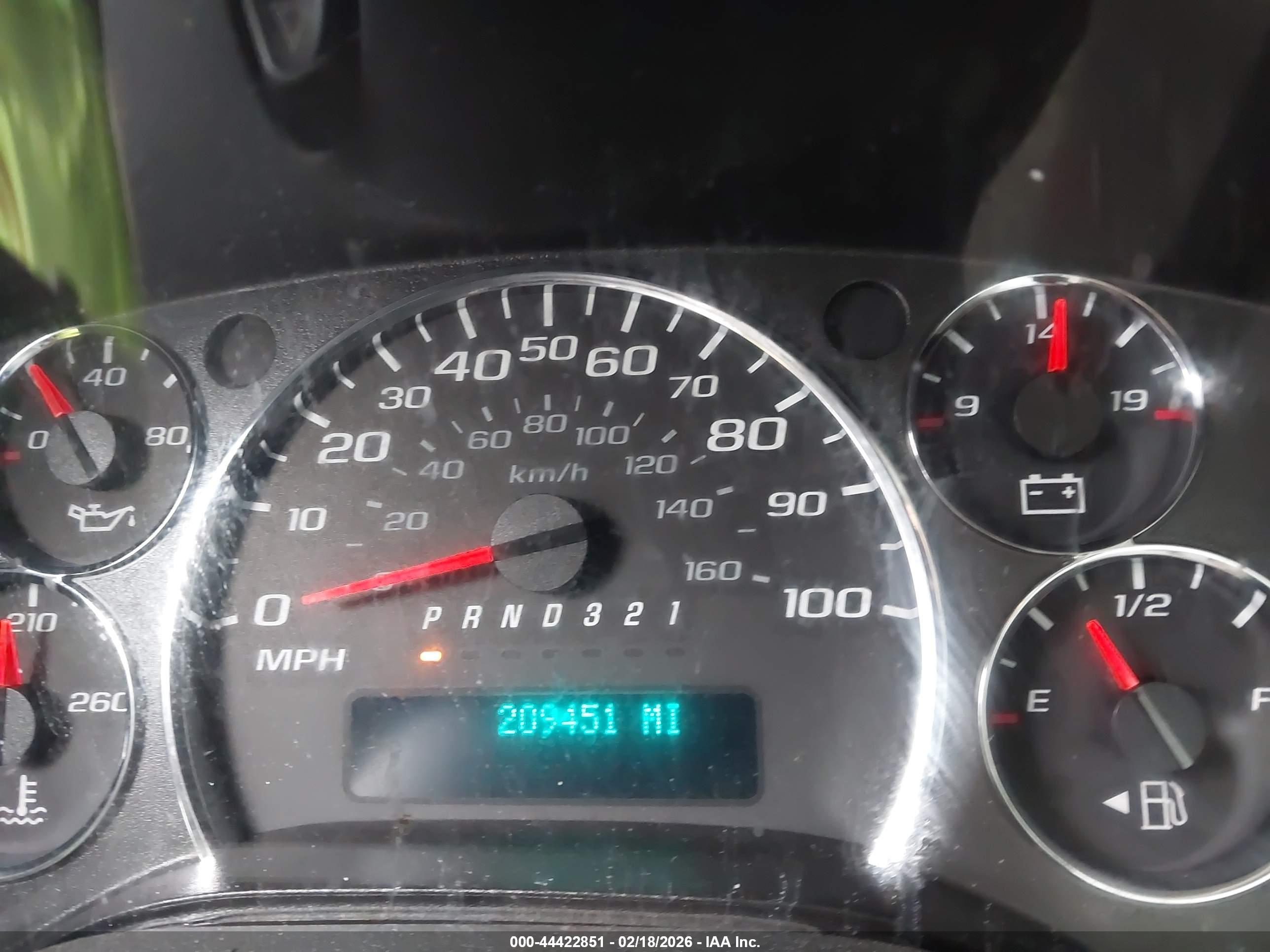 CHEVROLET EXPRESS image 6
