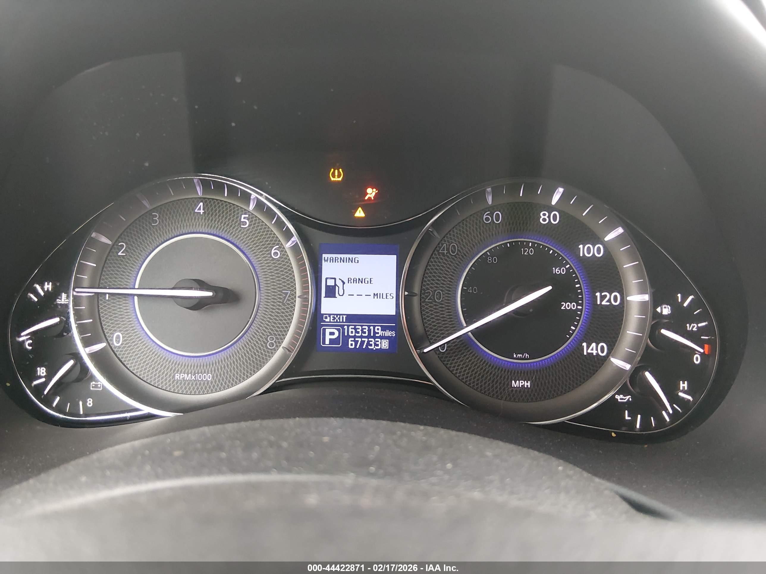 INFINITI QX80 image 7