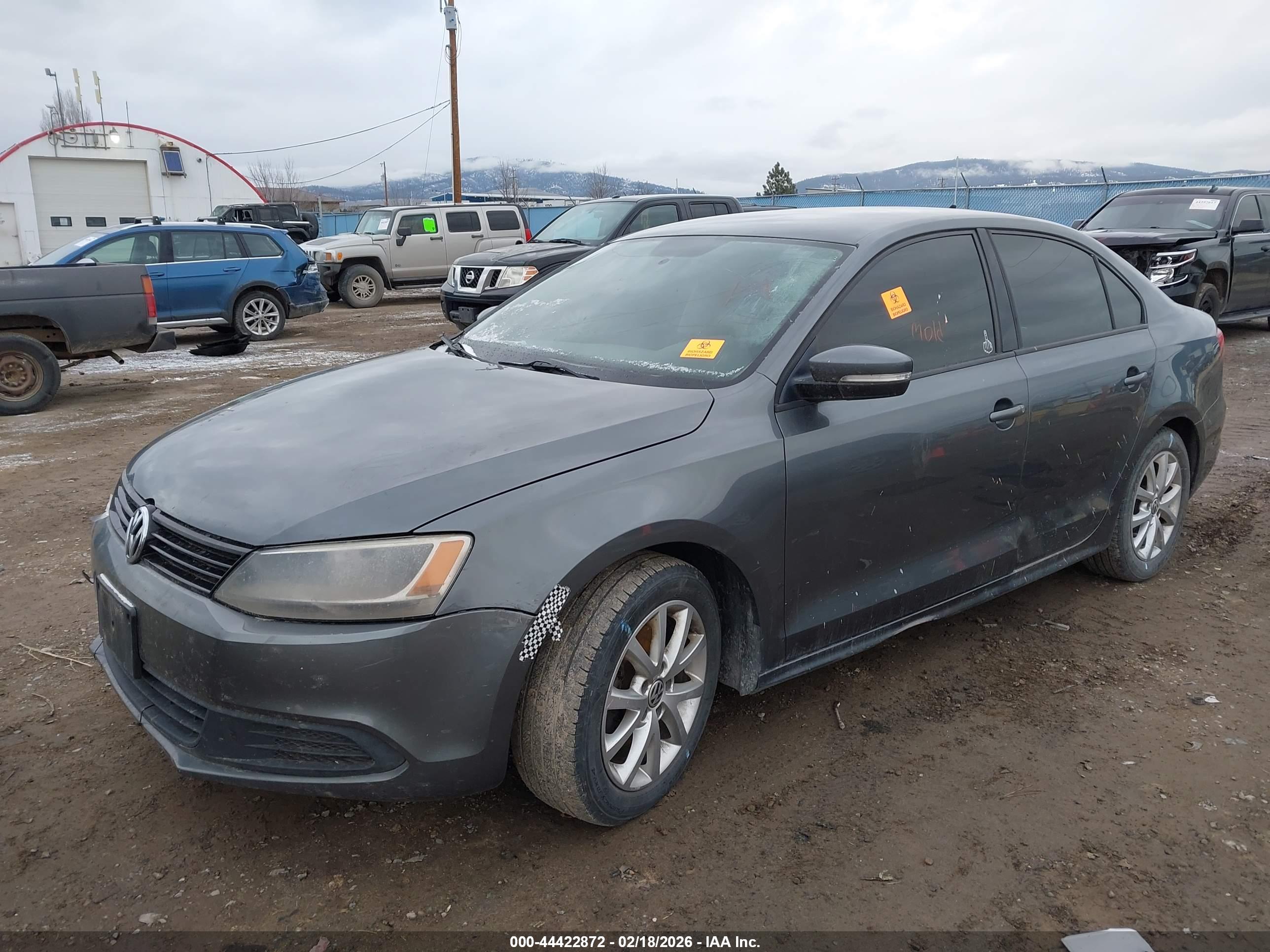 VOLKSWAGEN JETTA image 2