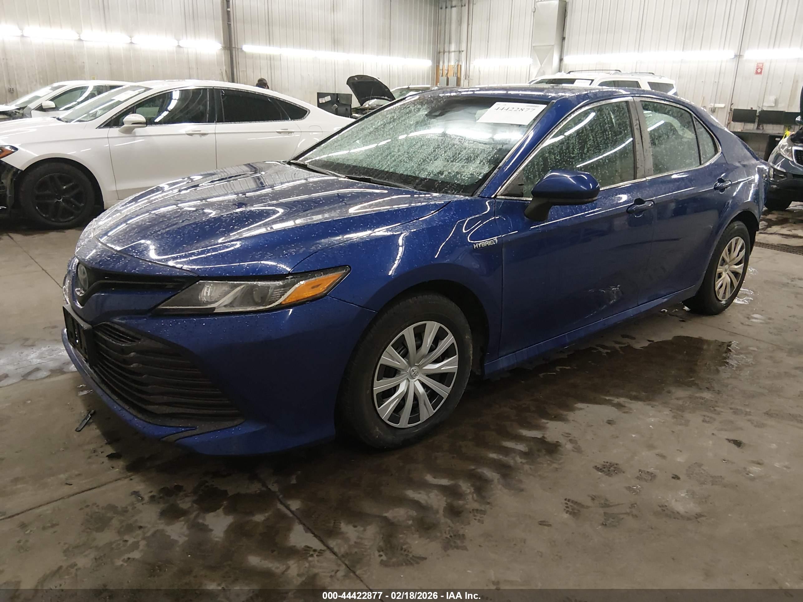 TOYOTA CAMRY image 2