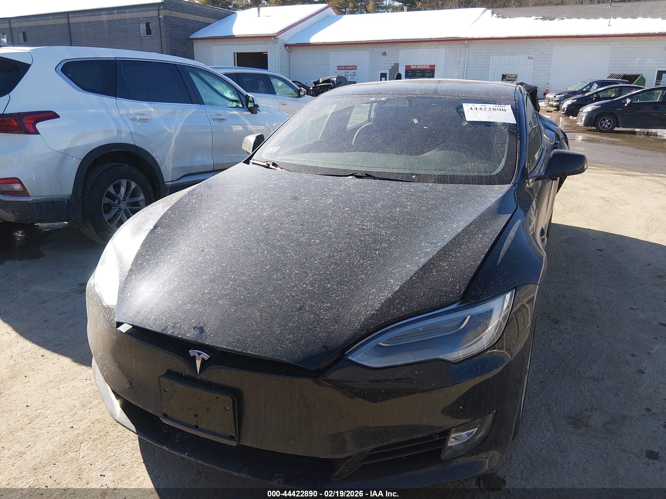 TESLA MODEL image 2