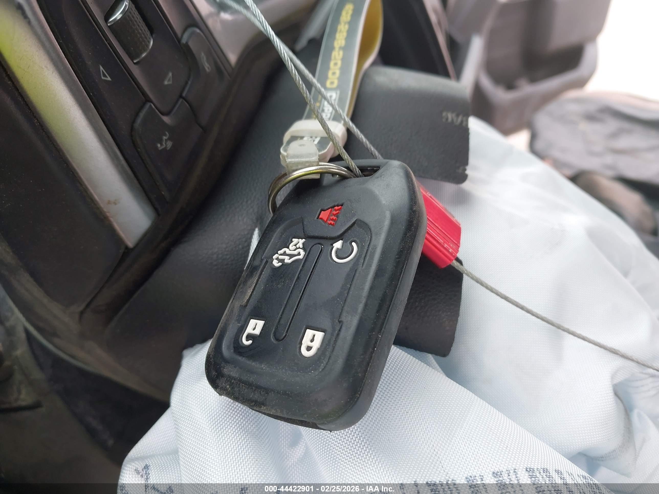 CHEVROLET SILVERADO image 11