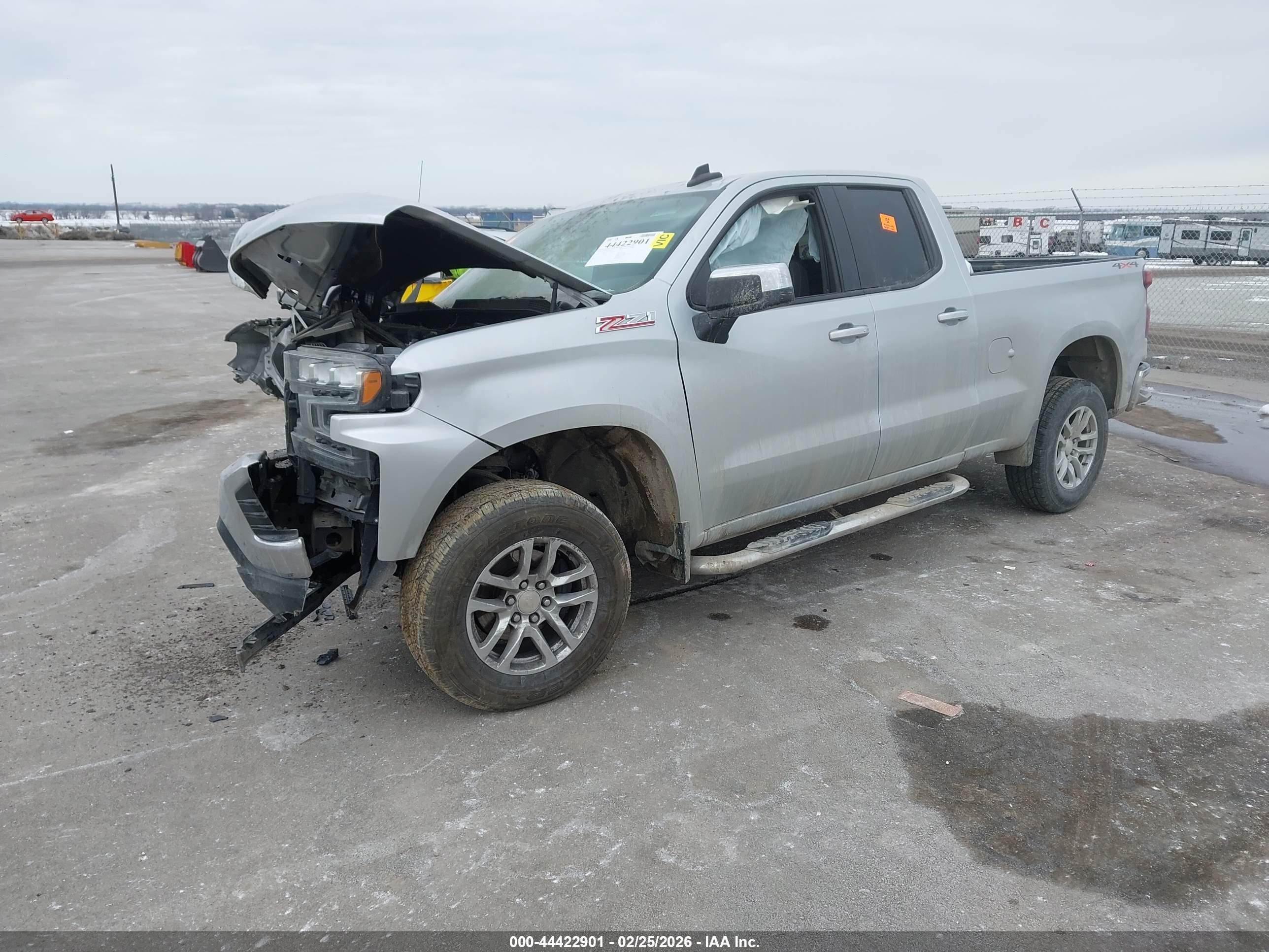 CHEVROLET SILVERADO image 2