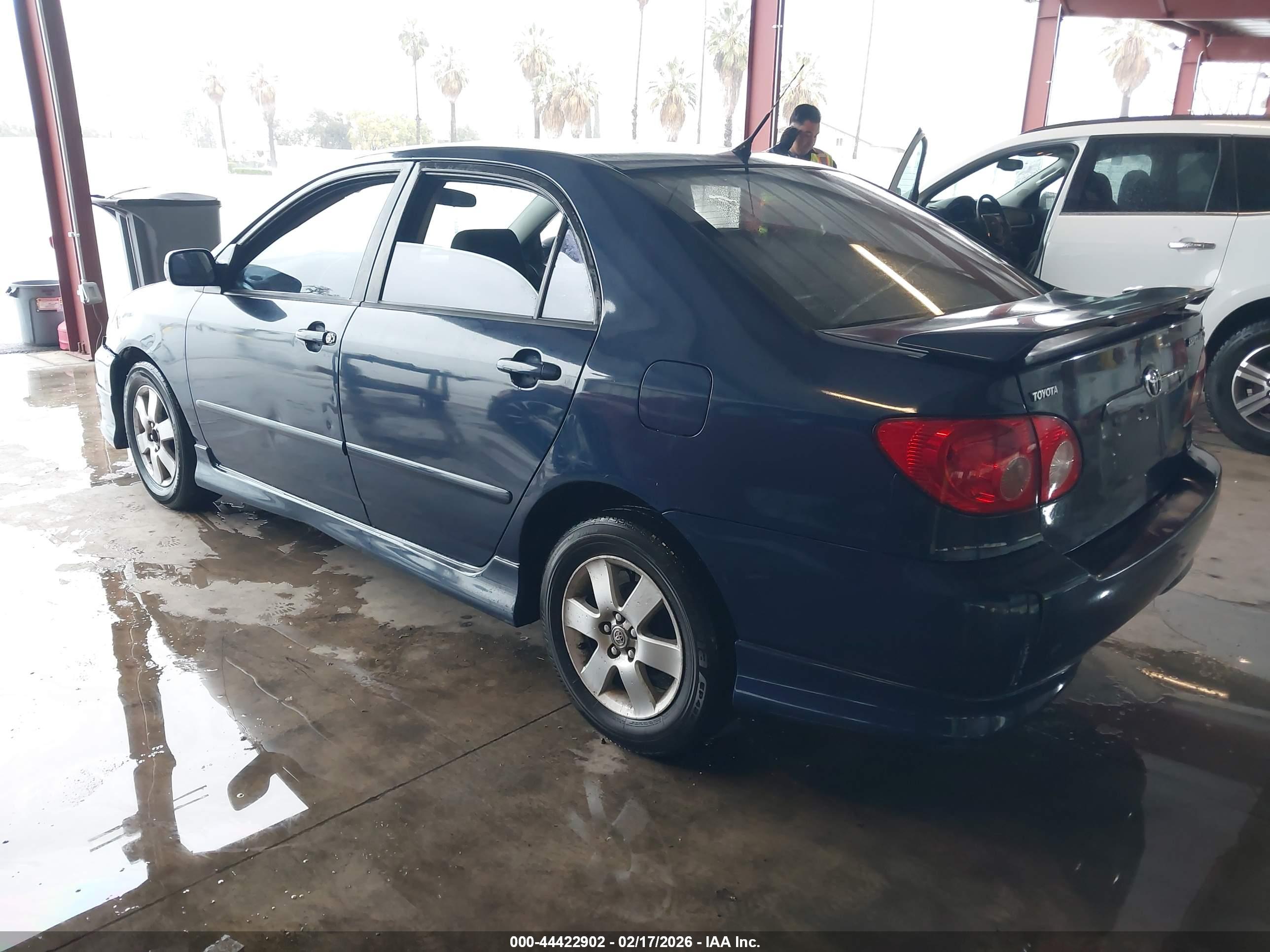 TOYOTA COROLLA image 3