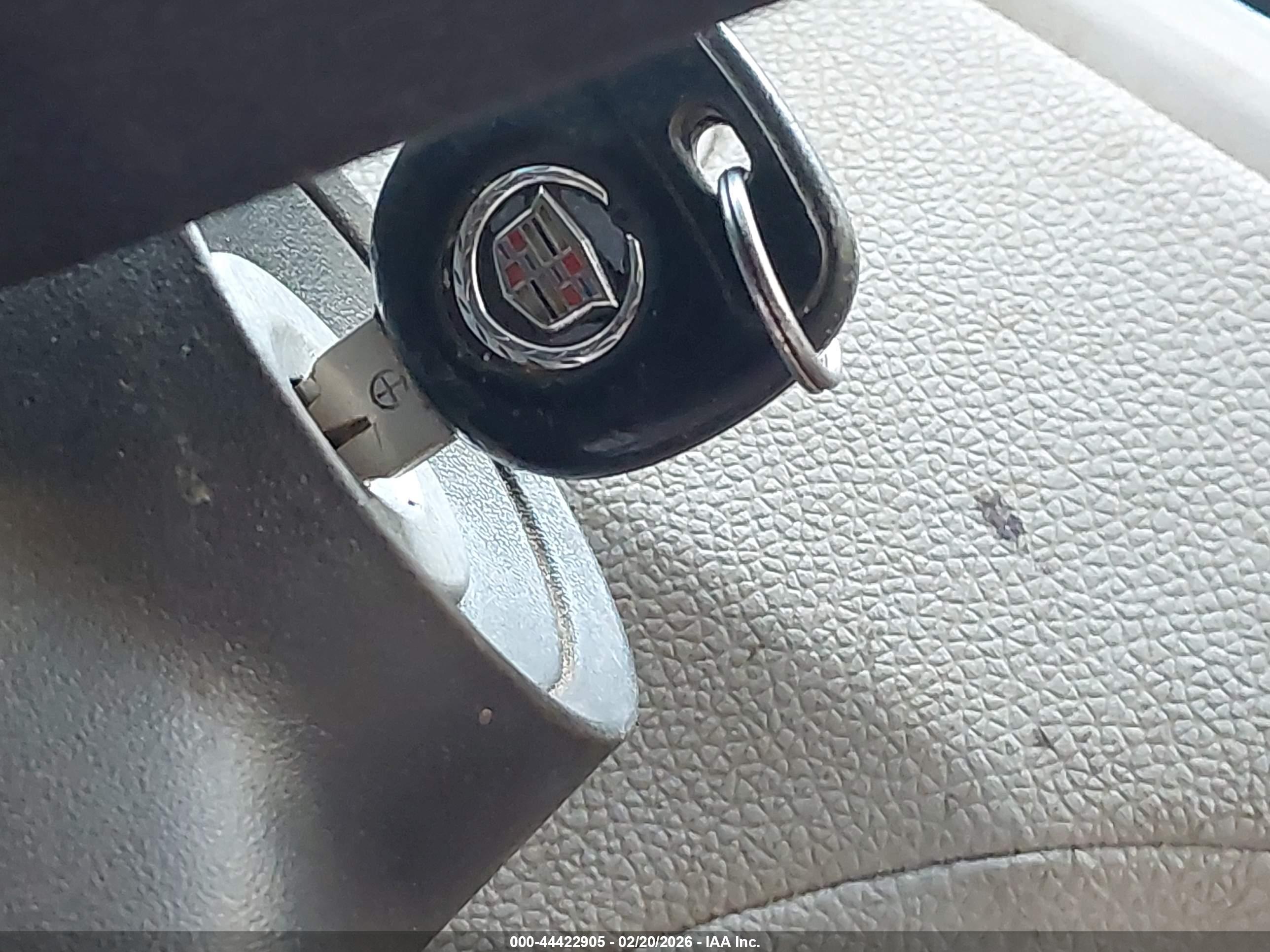 CADILLAC CTS image 11