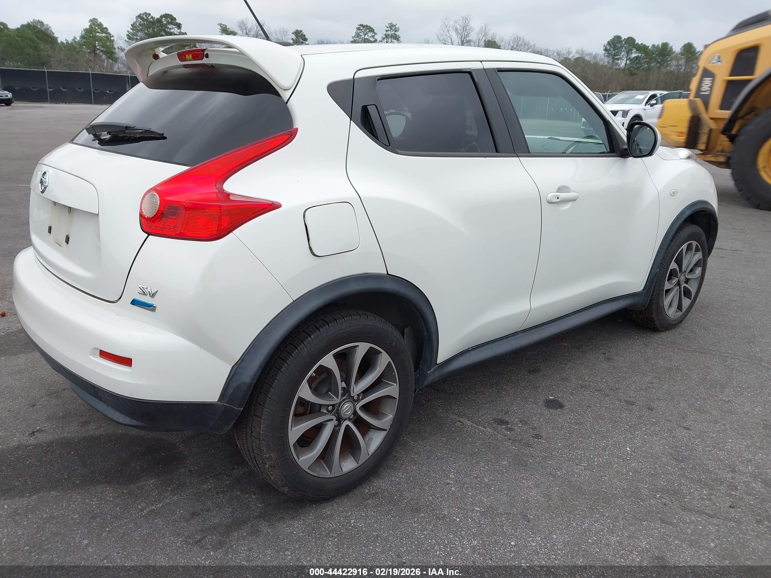 NISSAN JUKE image 4