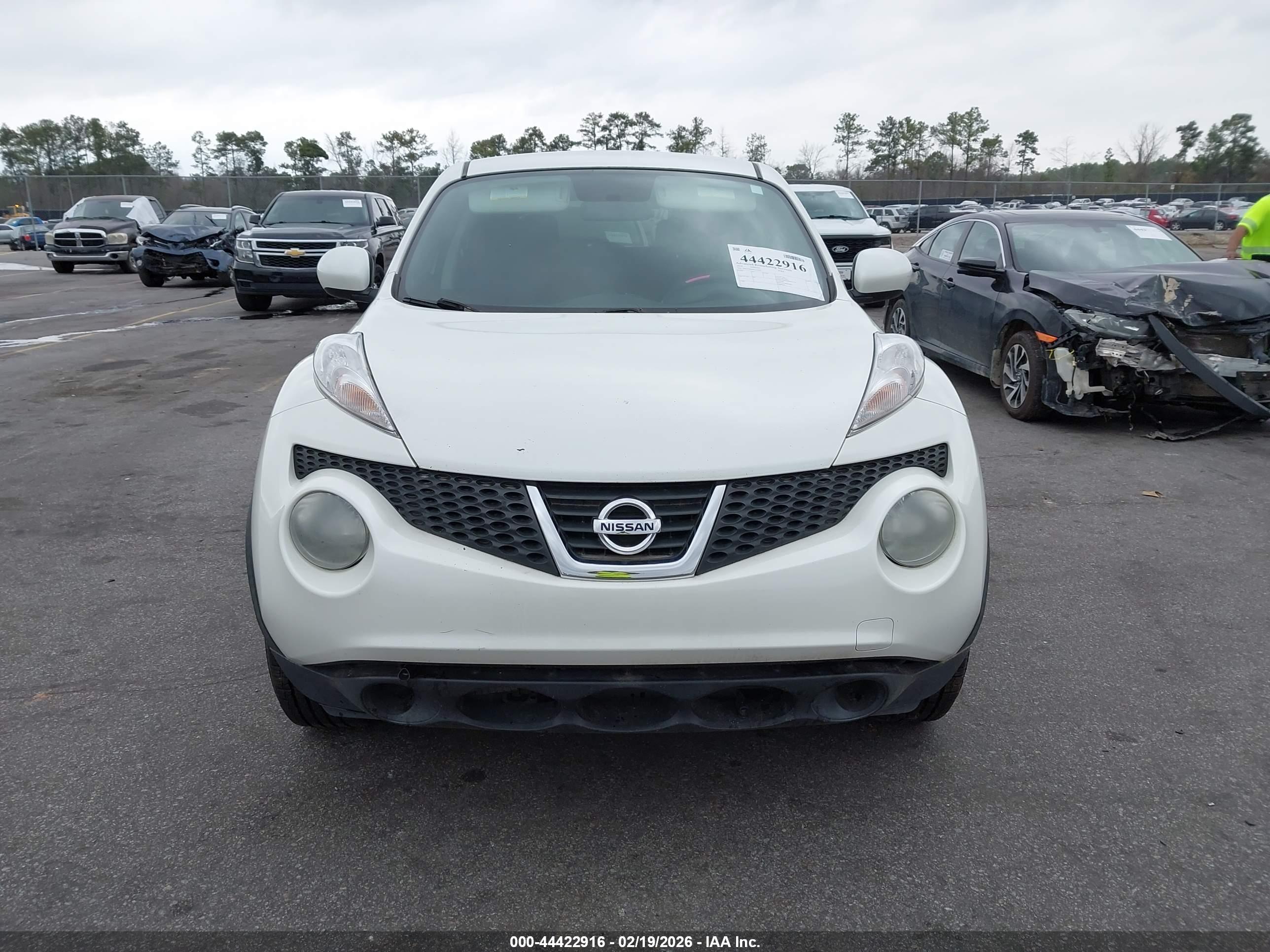 NISSAN JUKE image 6