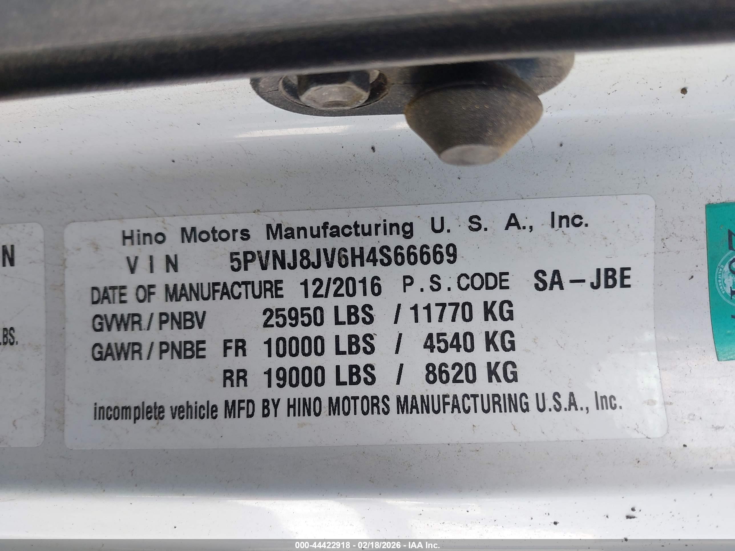 HINO 258/268 image 9