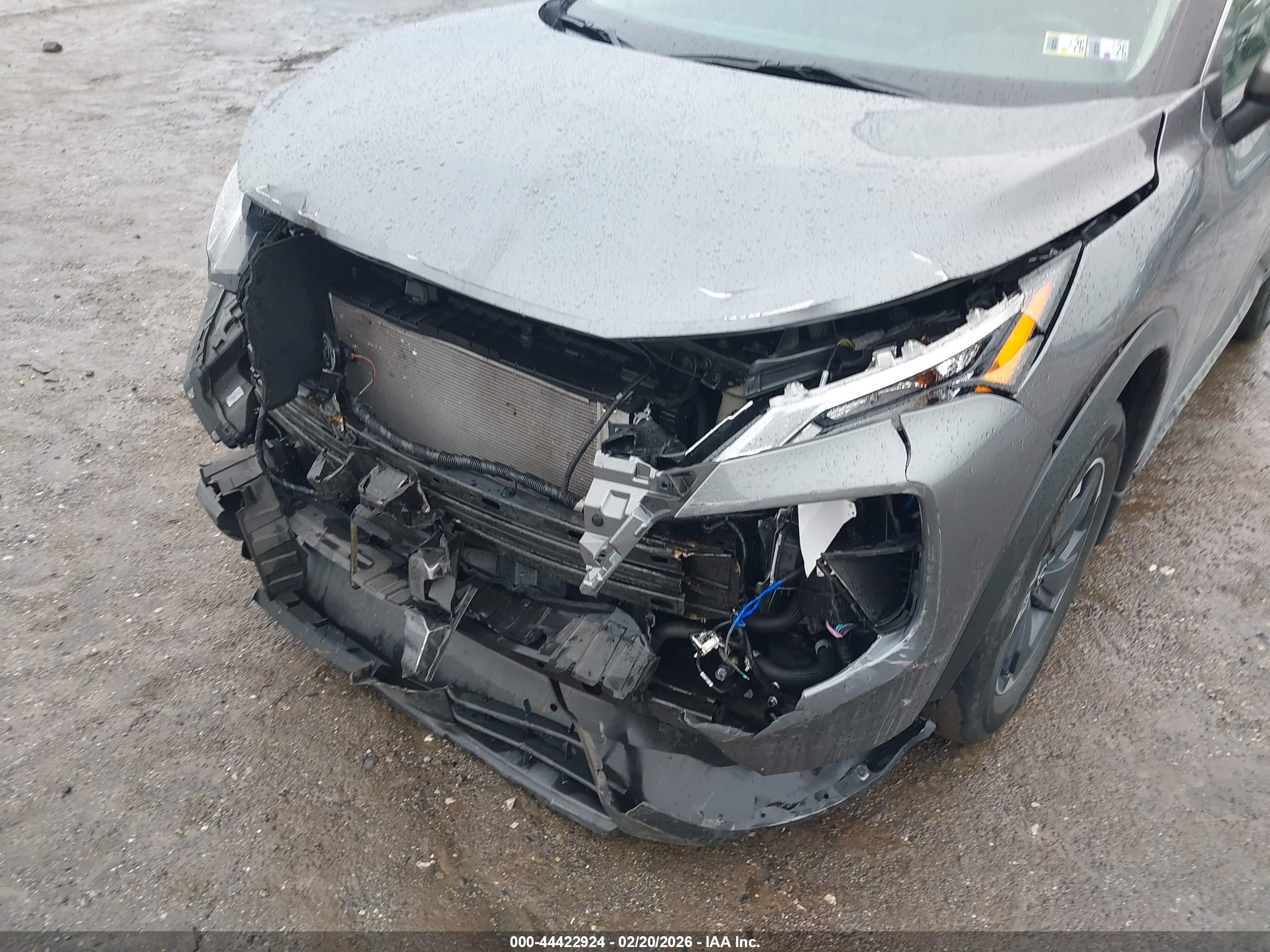 NISSAN ROGUE image 6