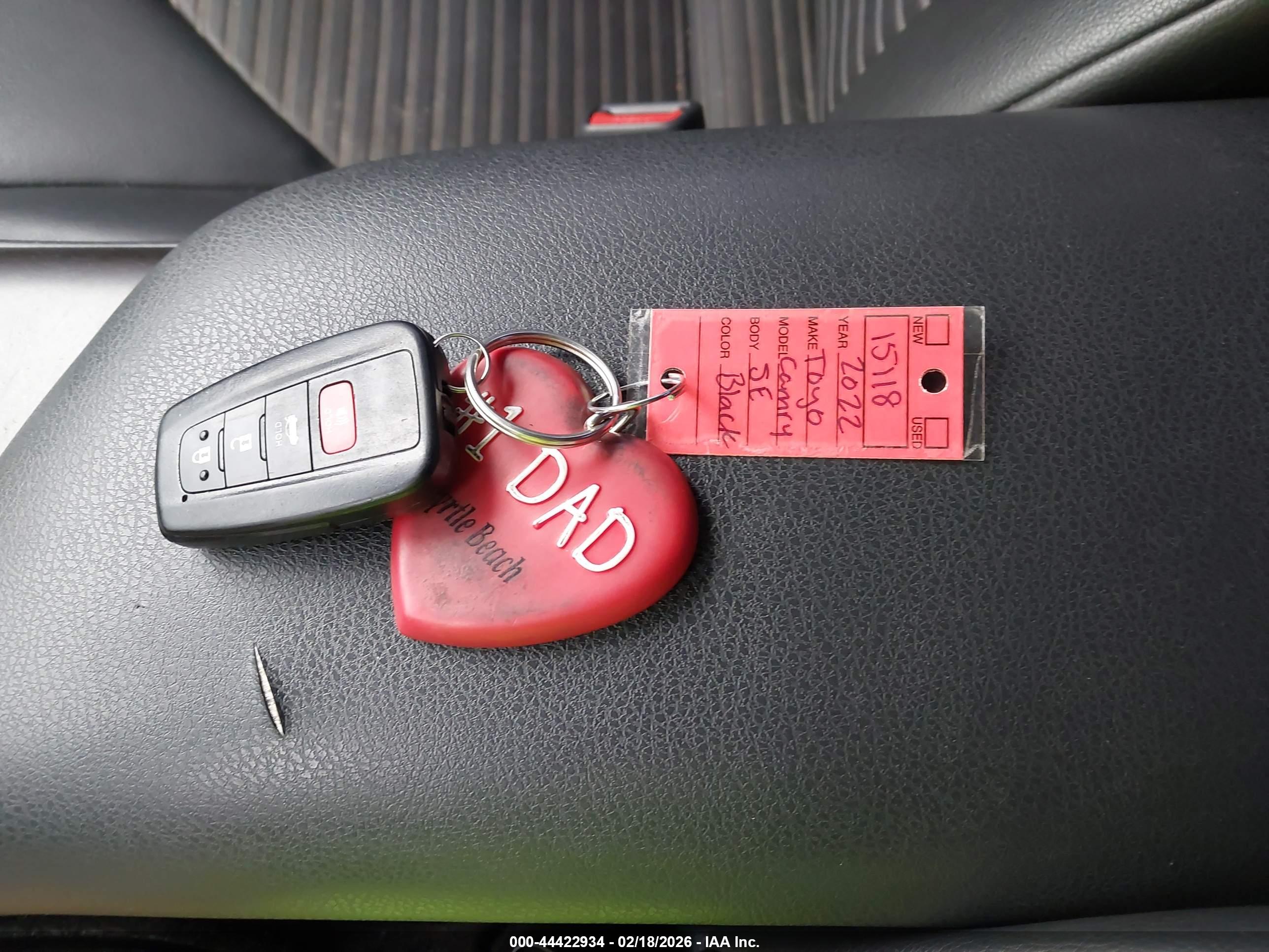 TOYOTA CAMRY image 11